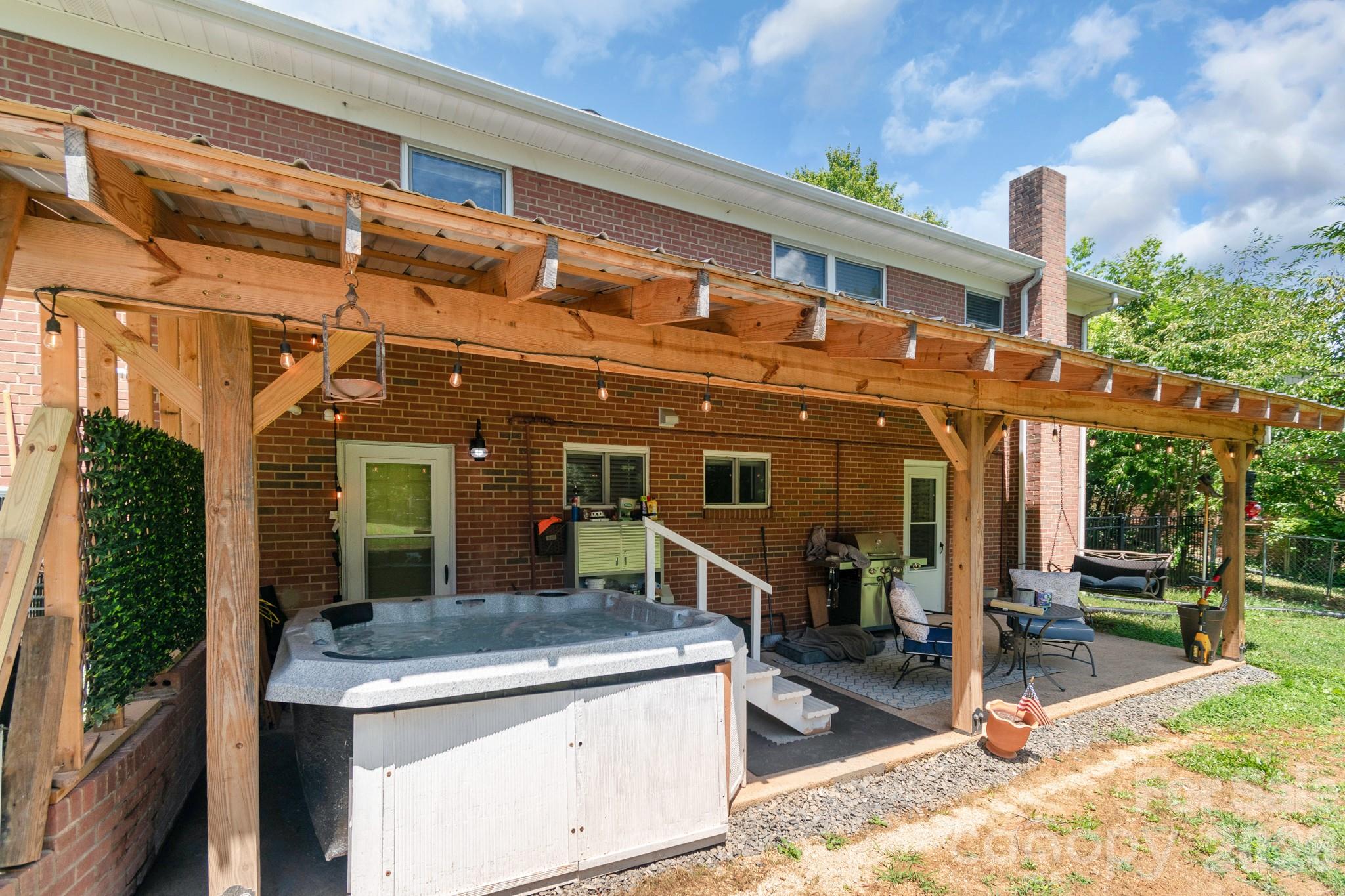 1501 Old Hickory Grove Road — Mount Holly