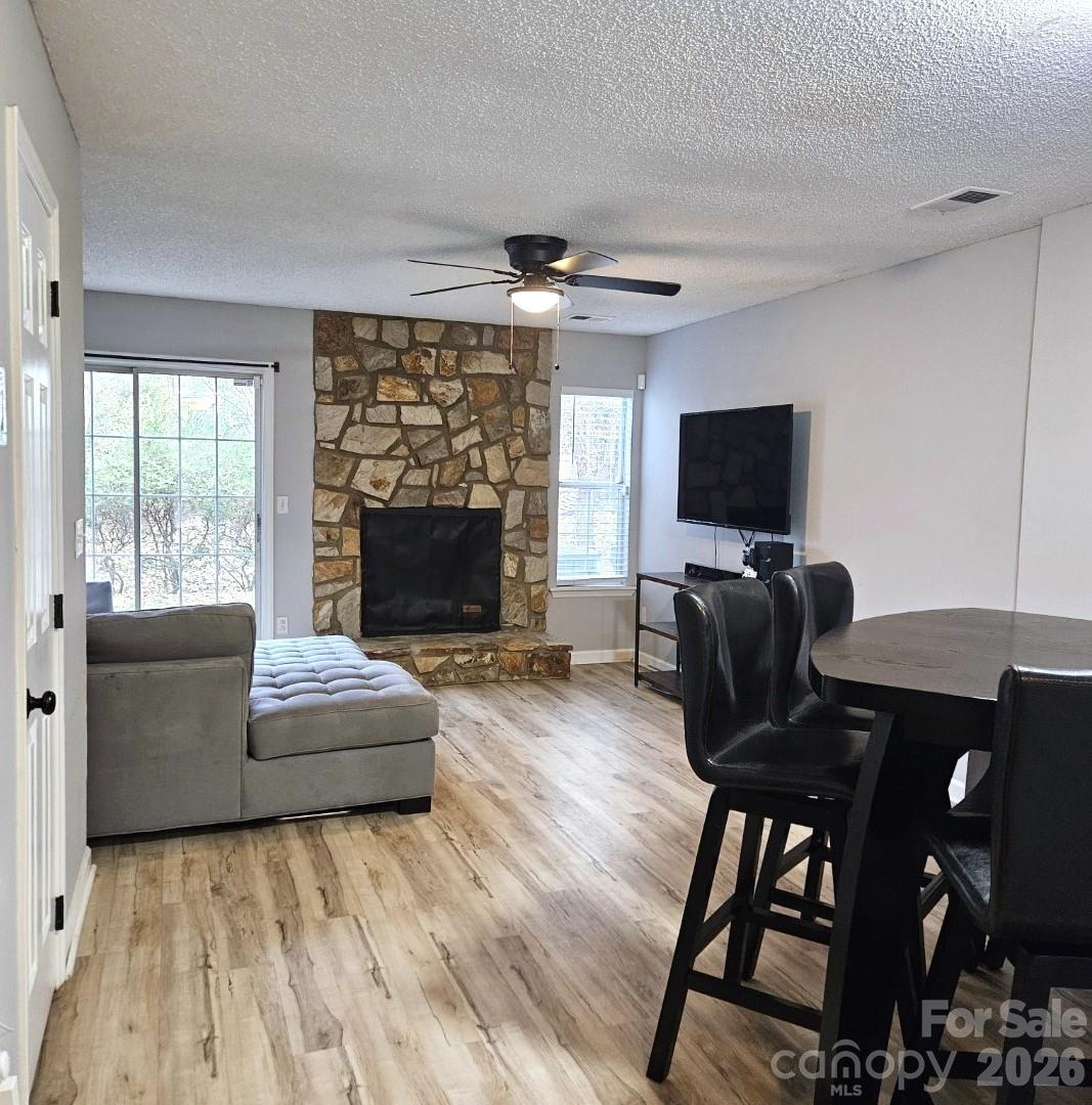 8291 Golf Ridge Drive — Charlotte