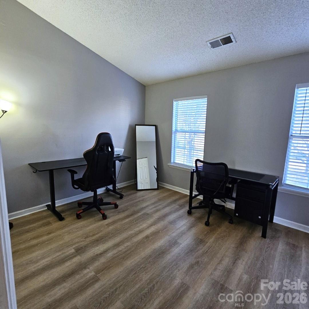 8291 Golf Ridge Drive — Charlotte