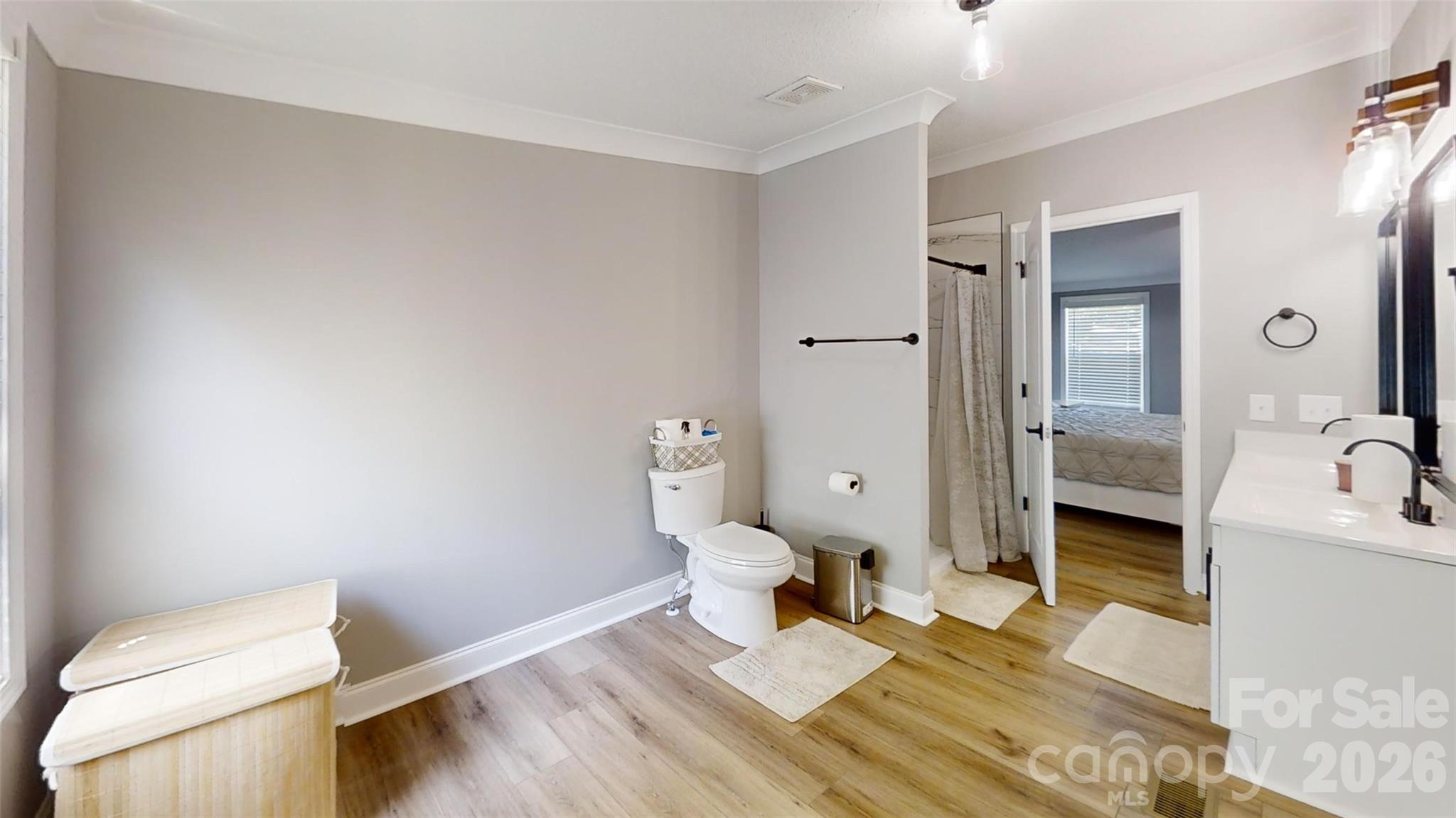 3585 Woodstream Drive — Maiden