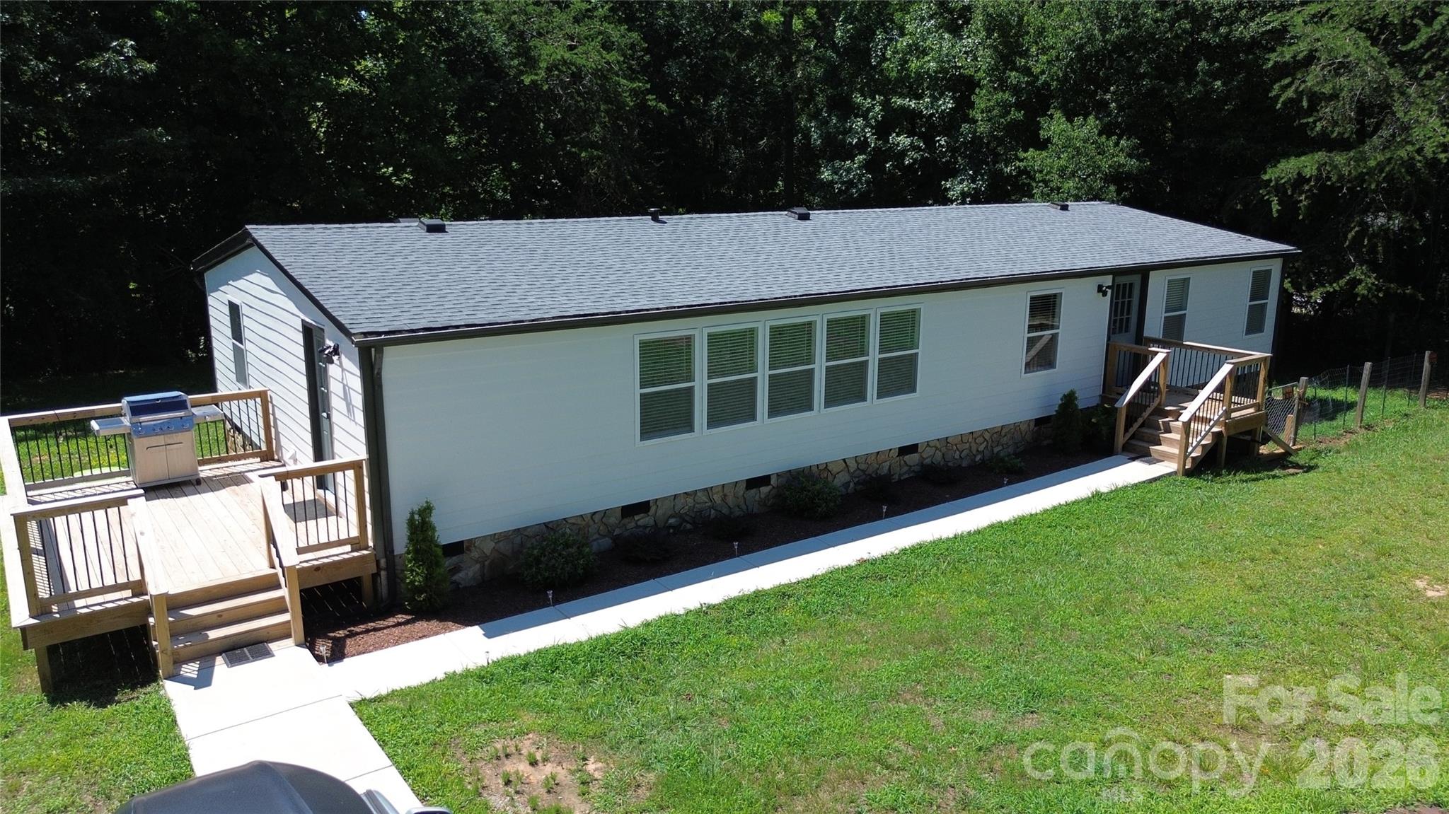 3585 Woodstream Drive — Maiden