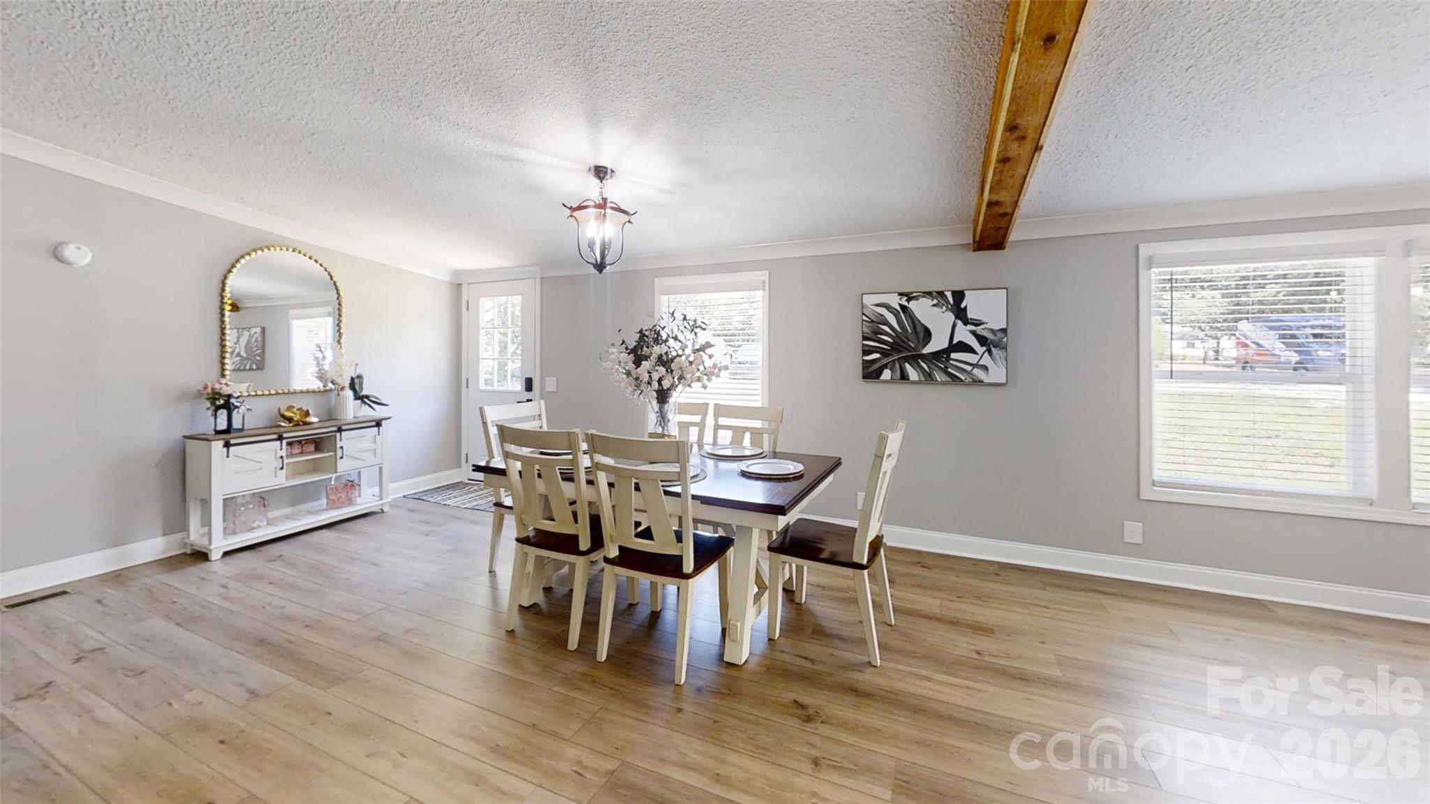 3585 Woodstream Drive — Maiden
