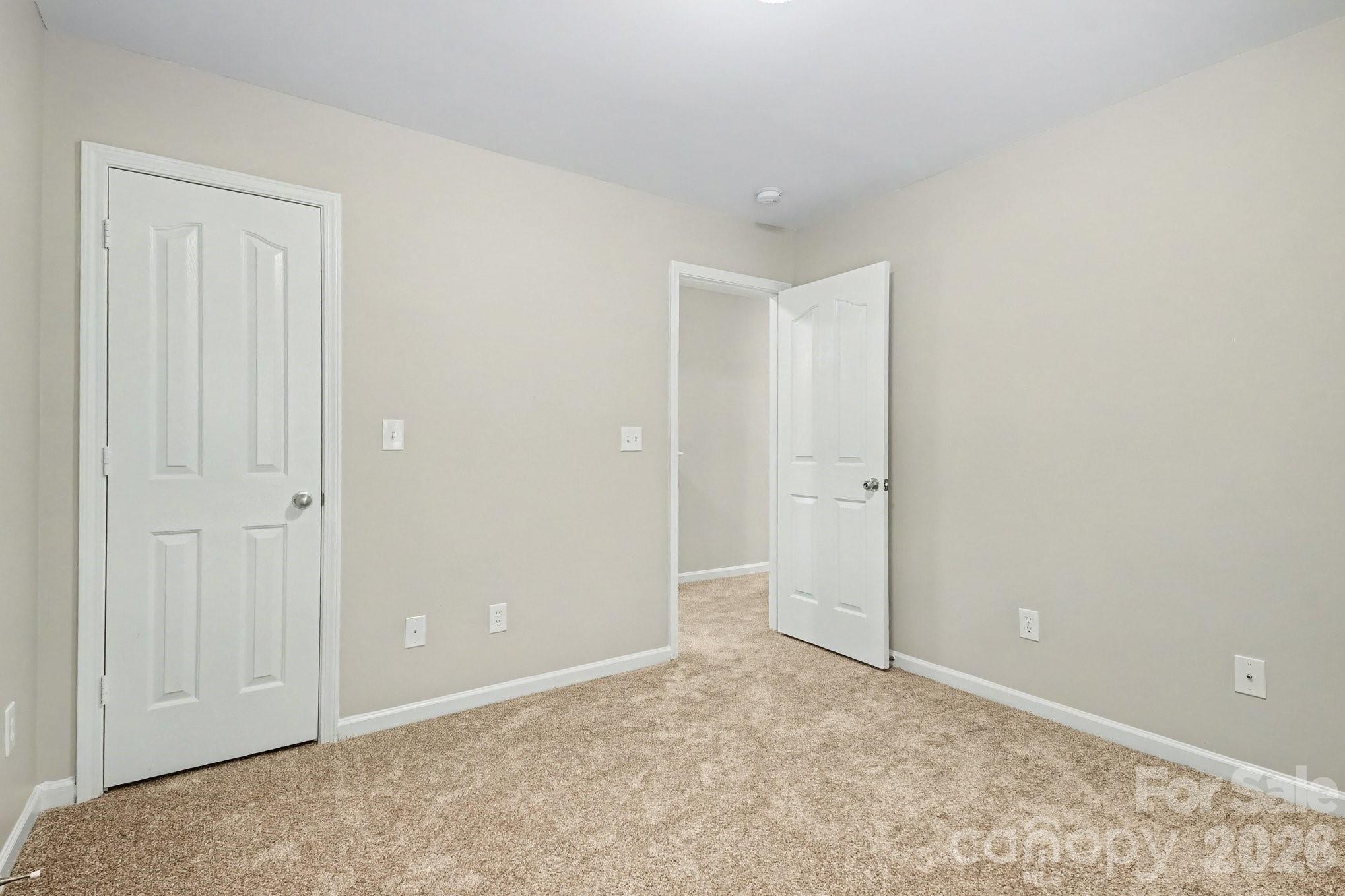 11807 Oak Street — Charlotte