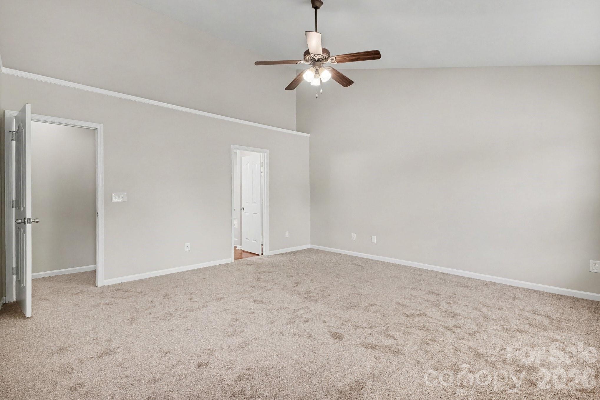 11807 Oak Street — Charlotte