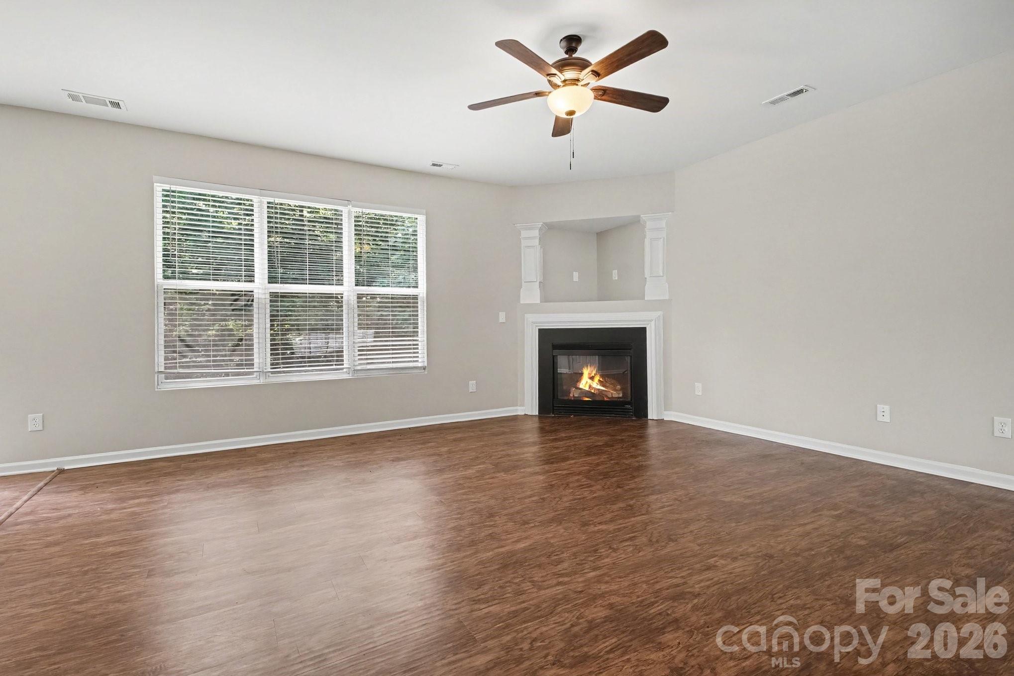 11807 Oak Street — Charlotte