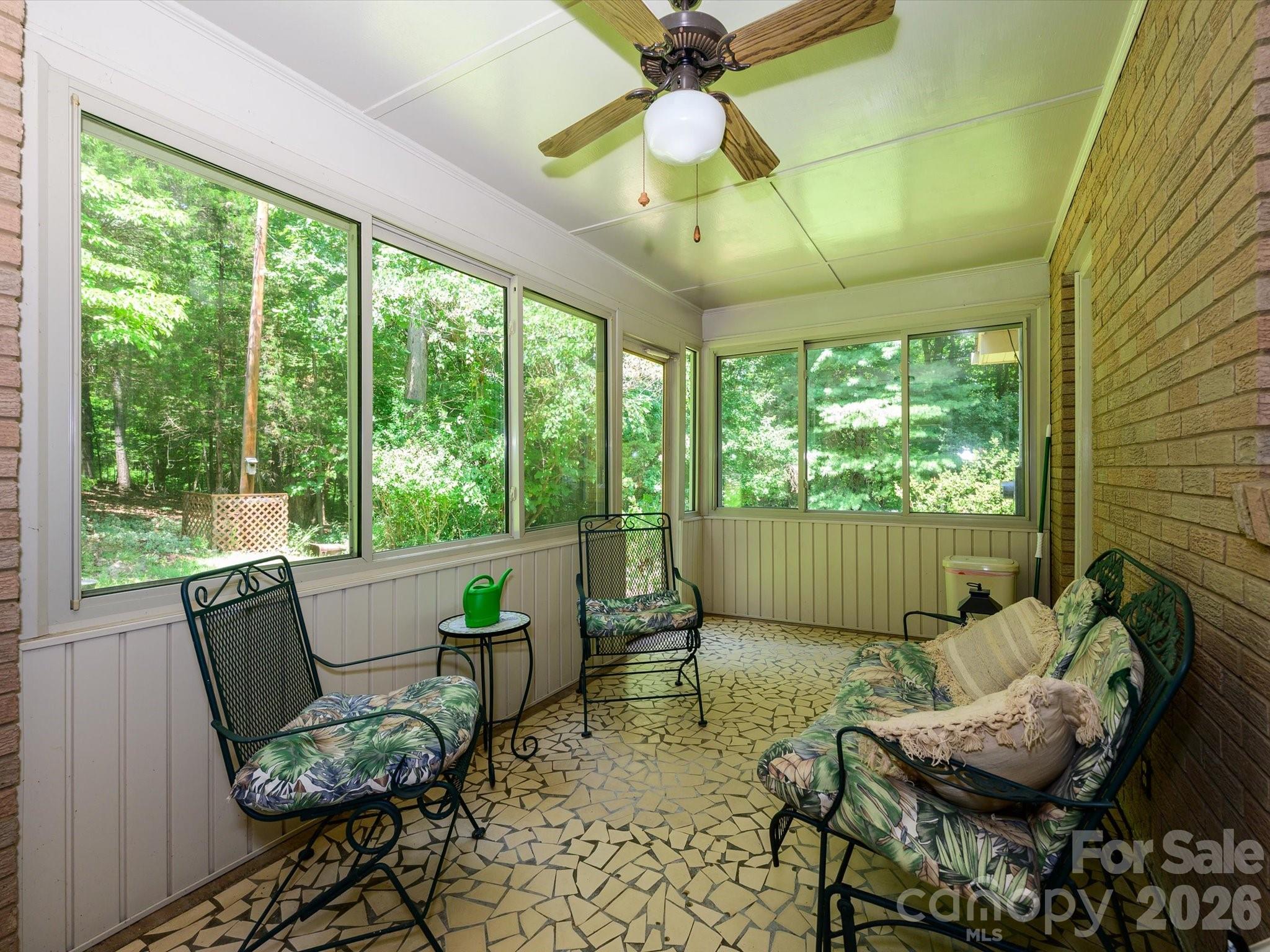 3712 Brookwood Road — Charlotte