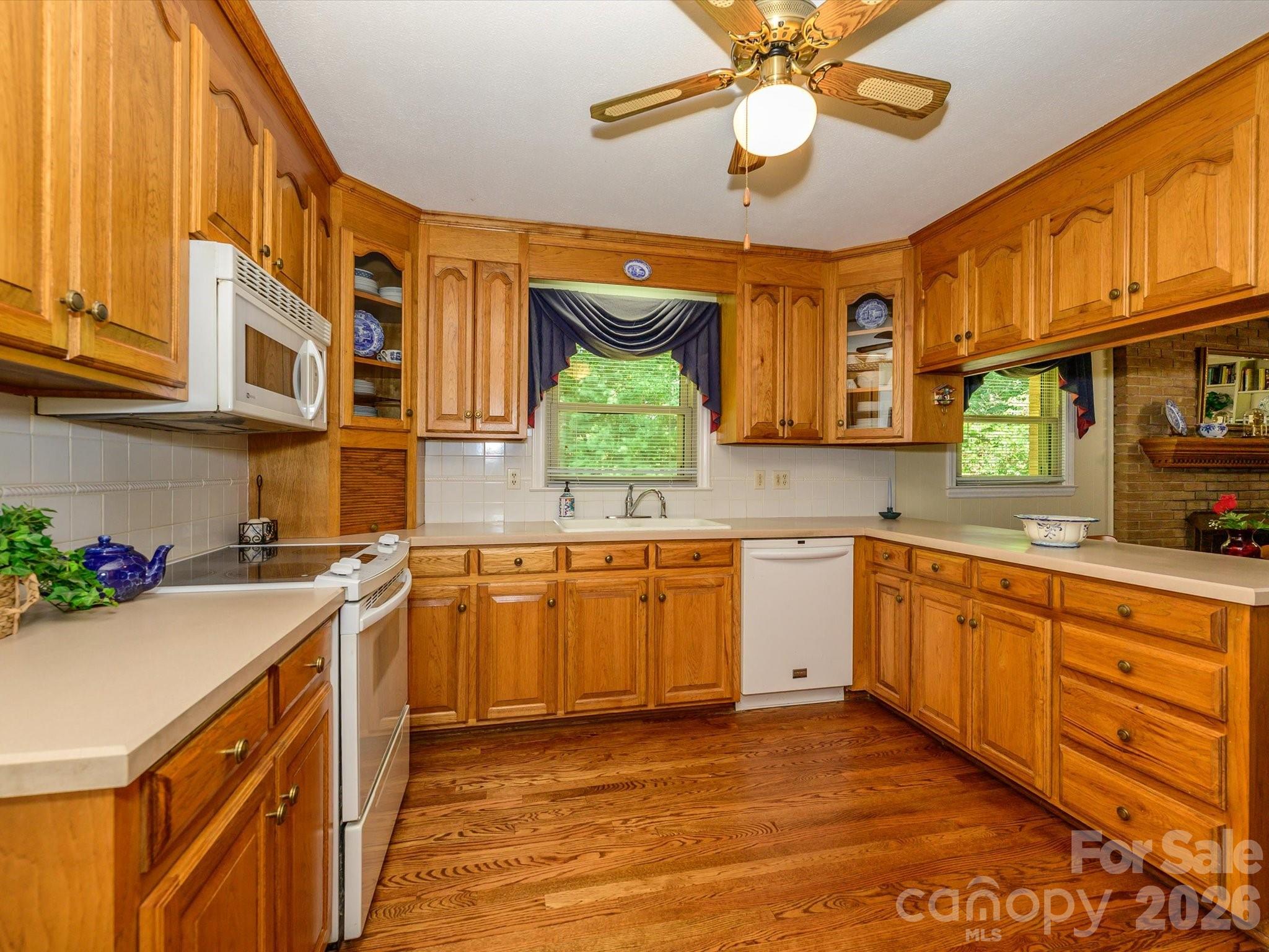 3712 Brookwood Road — Charlotte