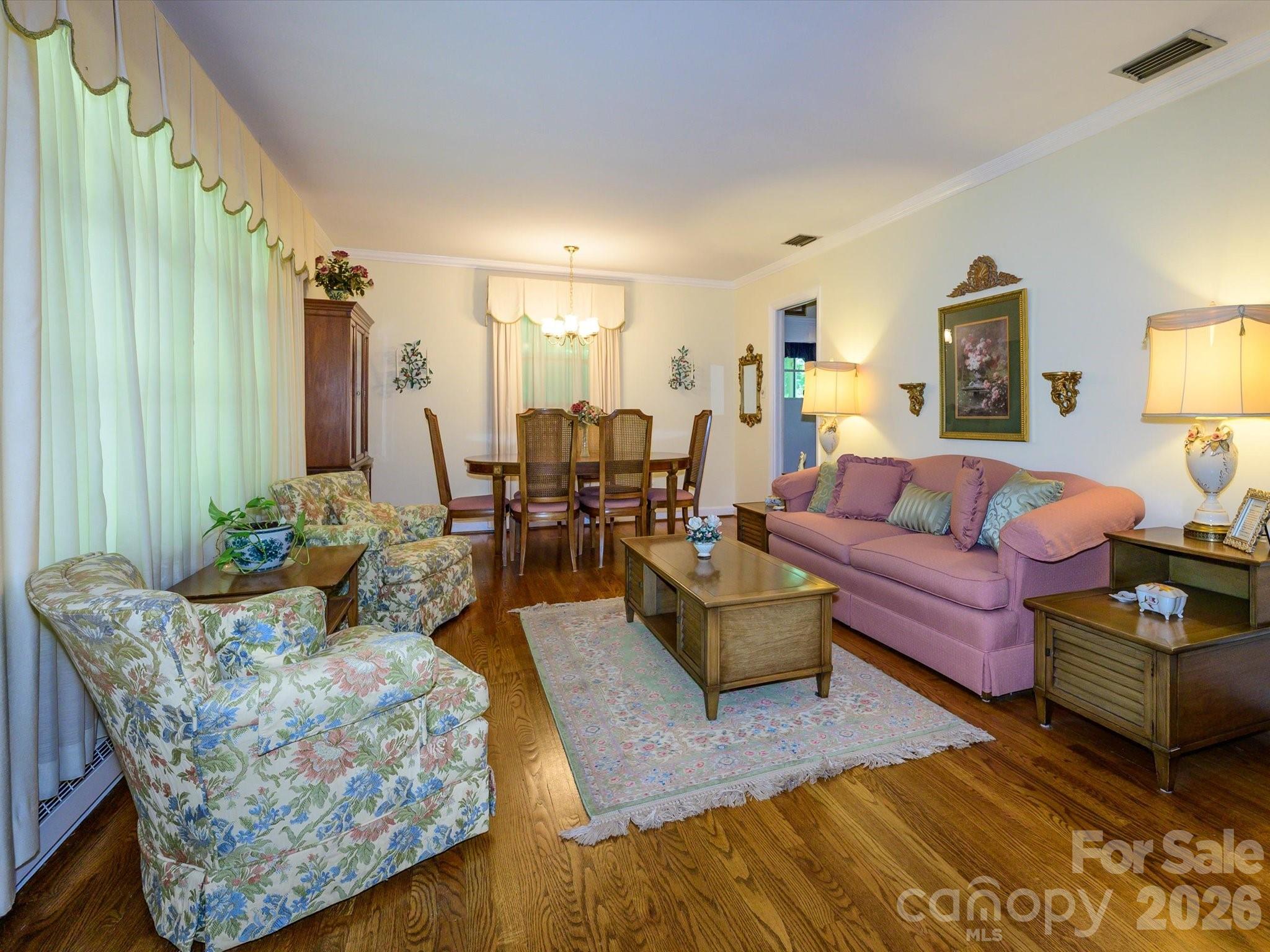3712 Brookwood Road — Charlotte