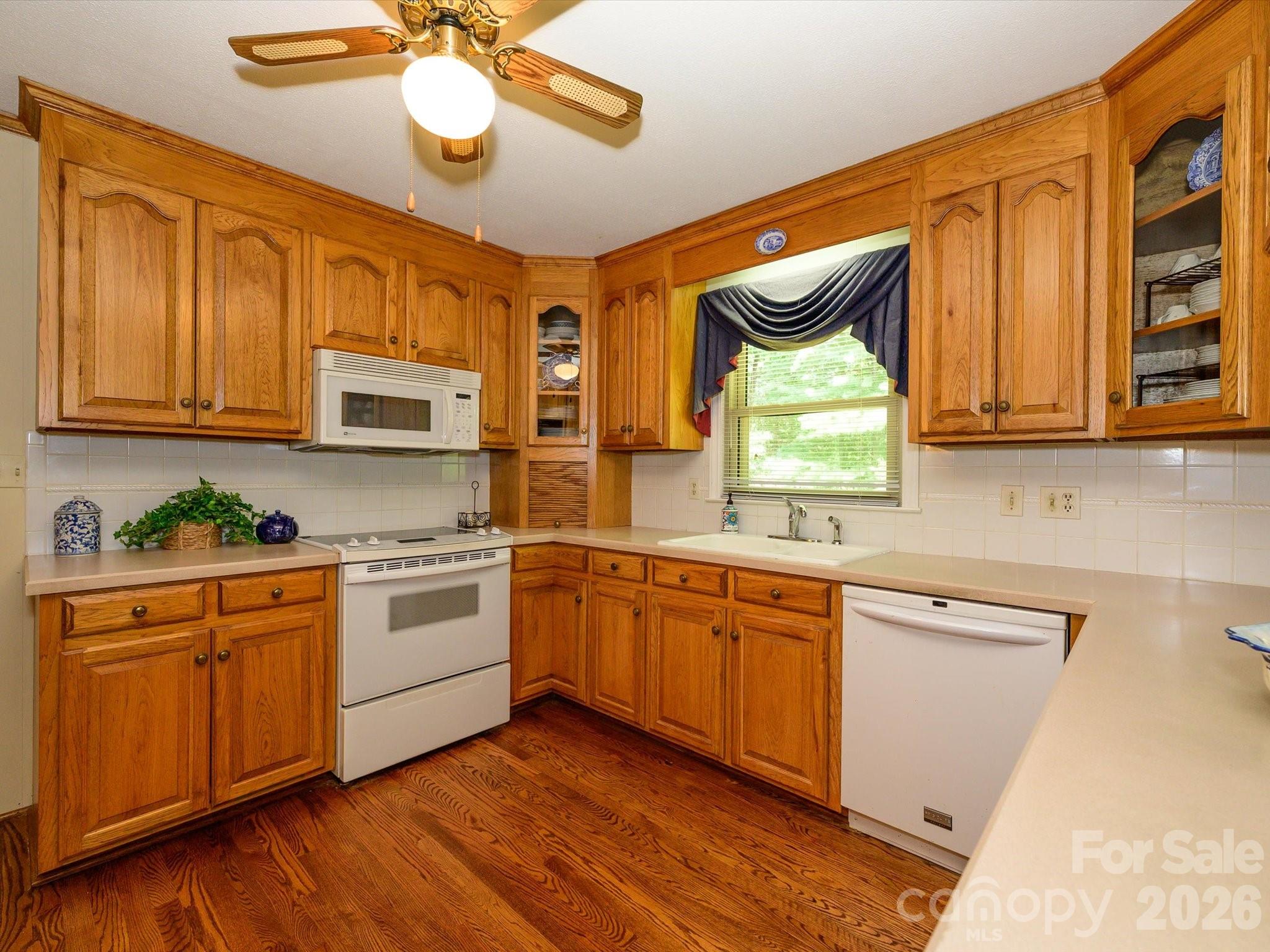 3712 Brookwood Road — Charlotte