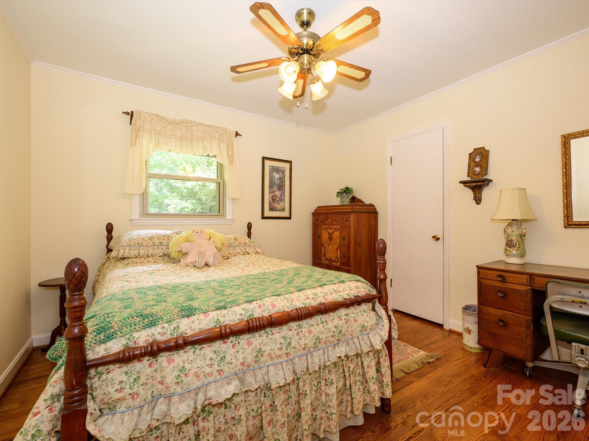 3712 Brookwood Road — Charlotte