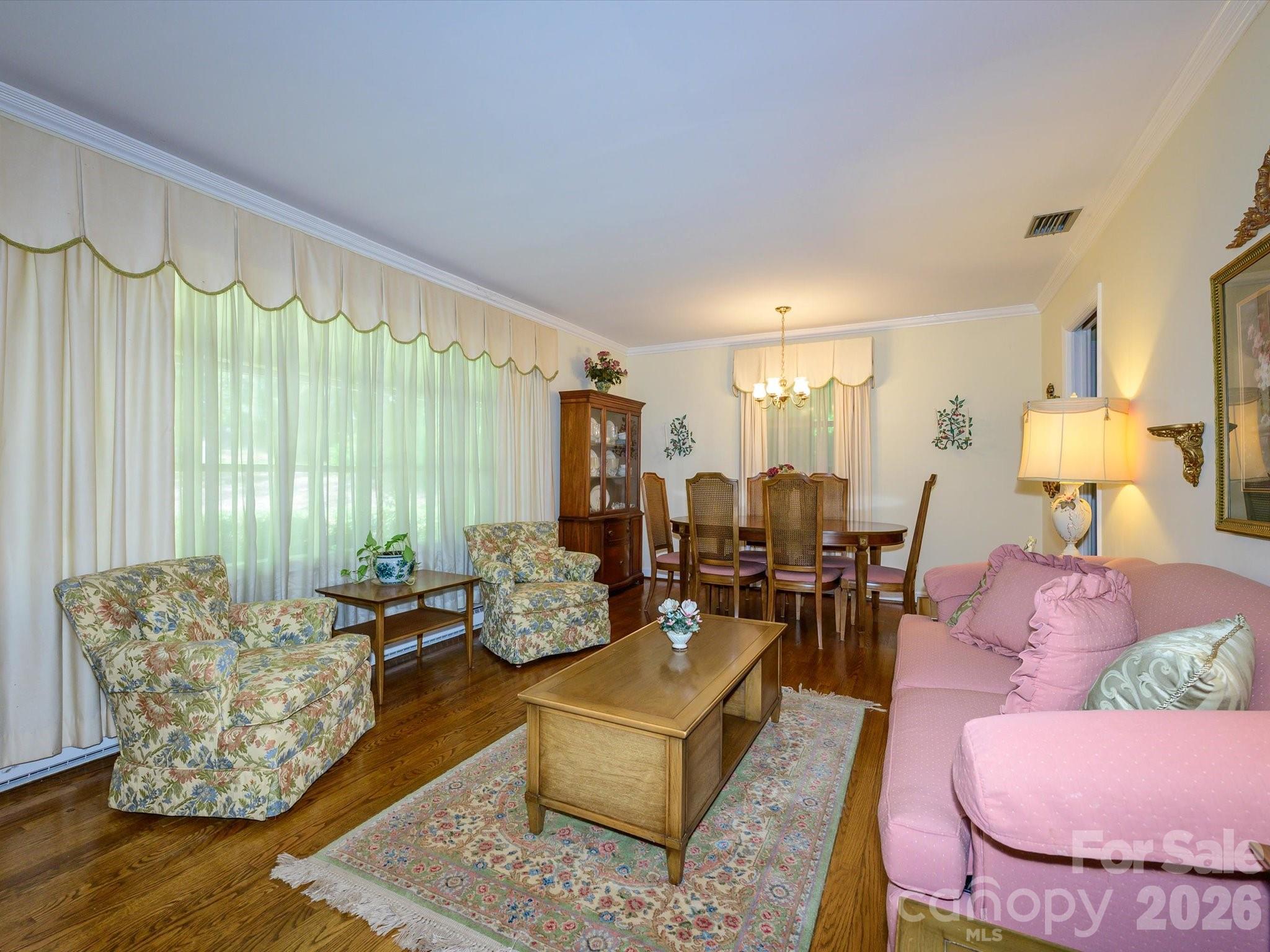 3712 Brookwood Road — Charlotte