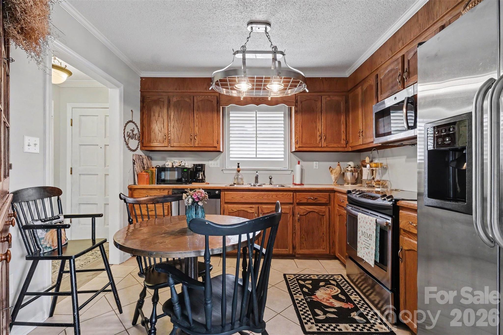 8427 Coulwood Oak Lane — Charlotte