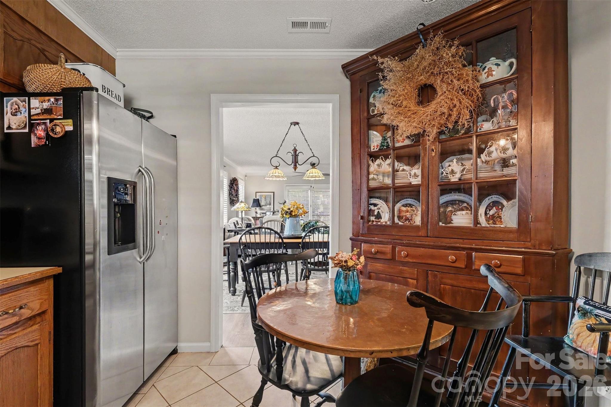 8427 Coulwood Oak Lane — Charlotte