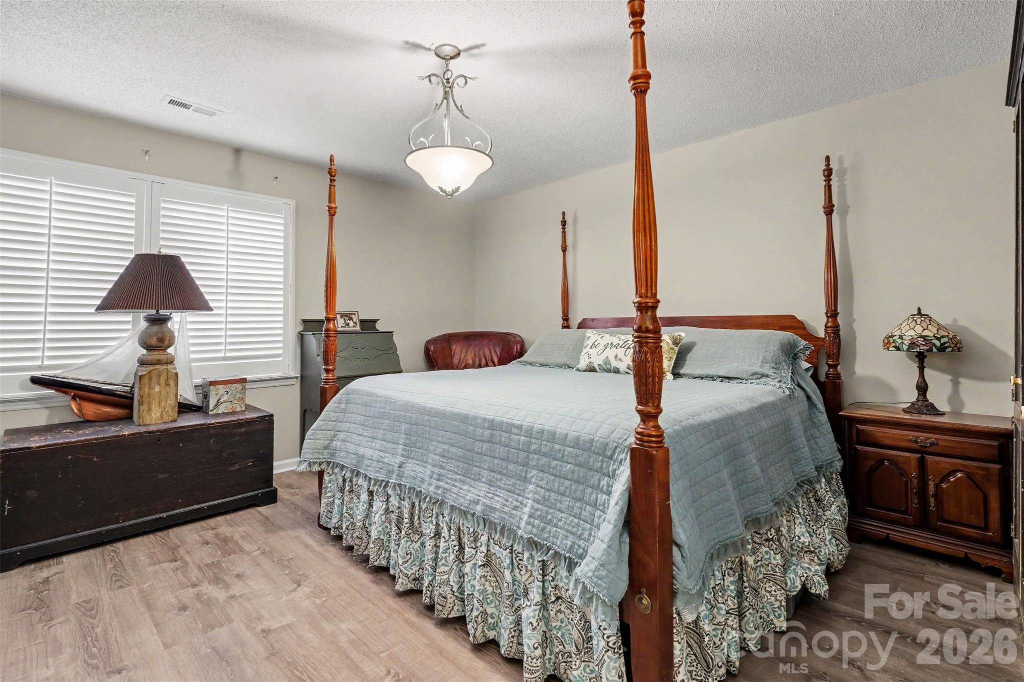 8427 Coulwood Oak Lane — Charlotte