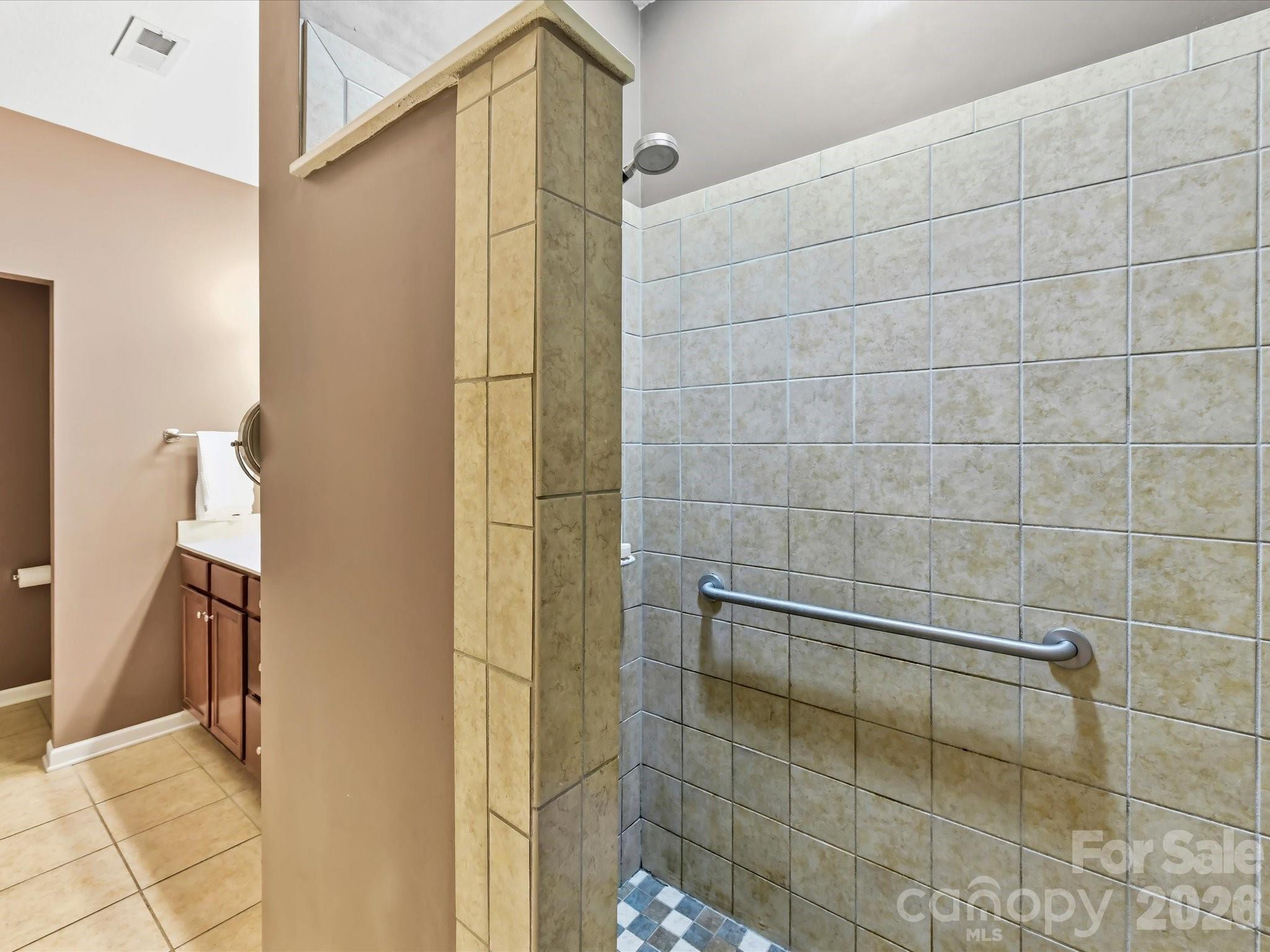 4415 Parkgate Drive — Matthews