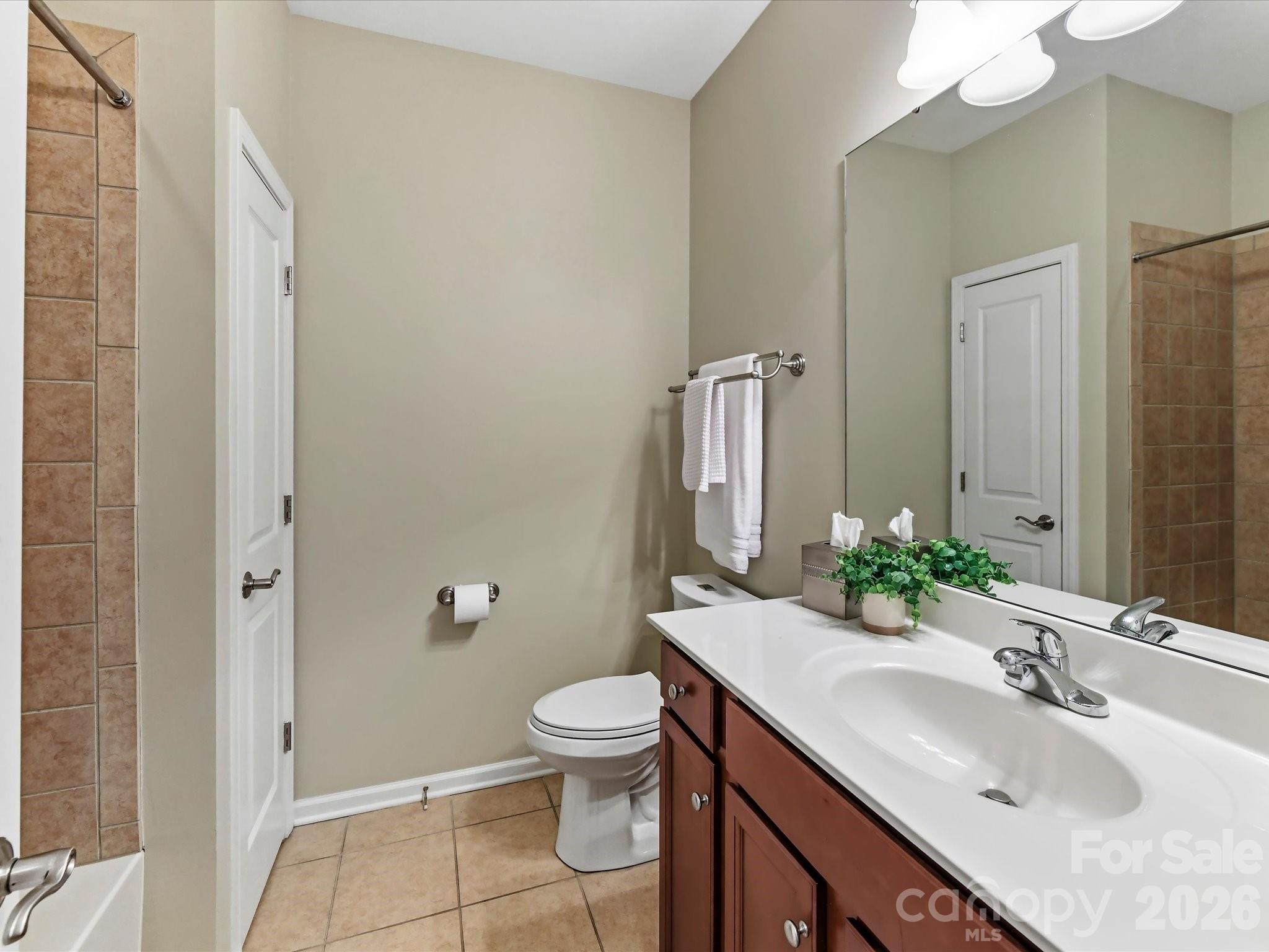 4415 Parkgate Drive — Matthews