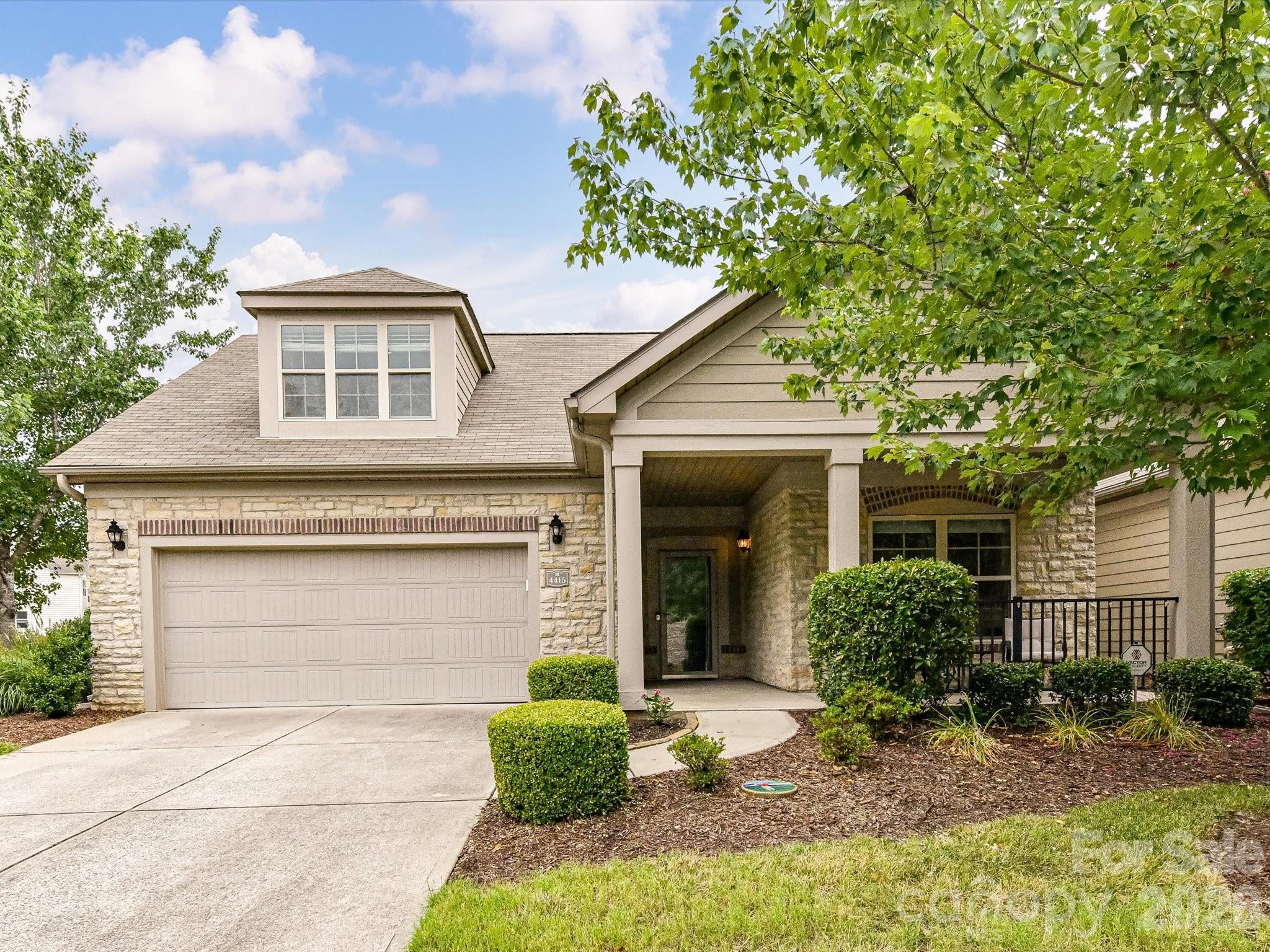 4415 Parkgate Drive — Matthews