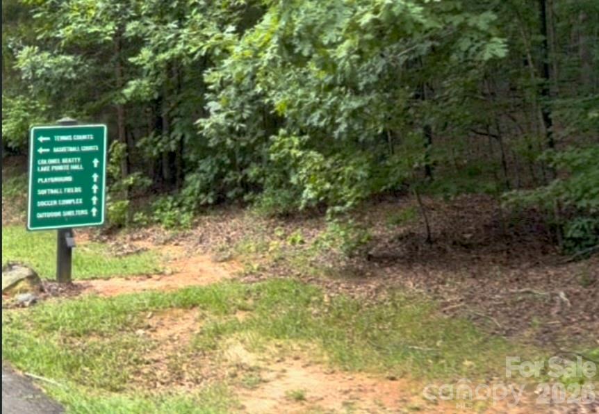4415 Parkgate Drive — Matthews