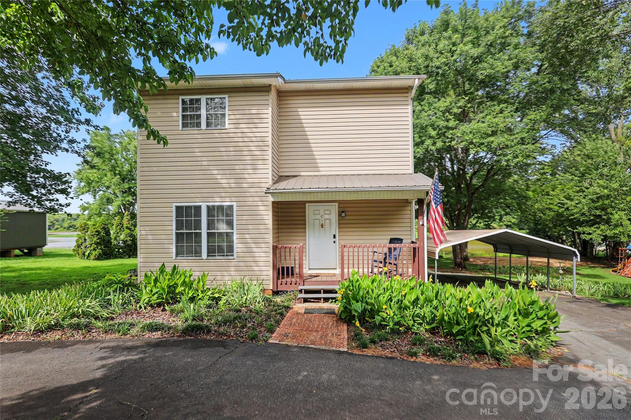 294 Riverview Boulevard — Lexington