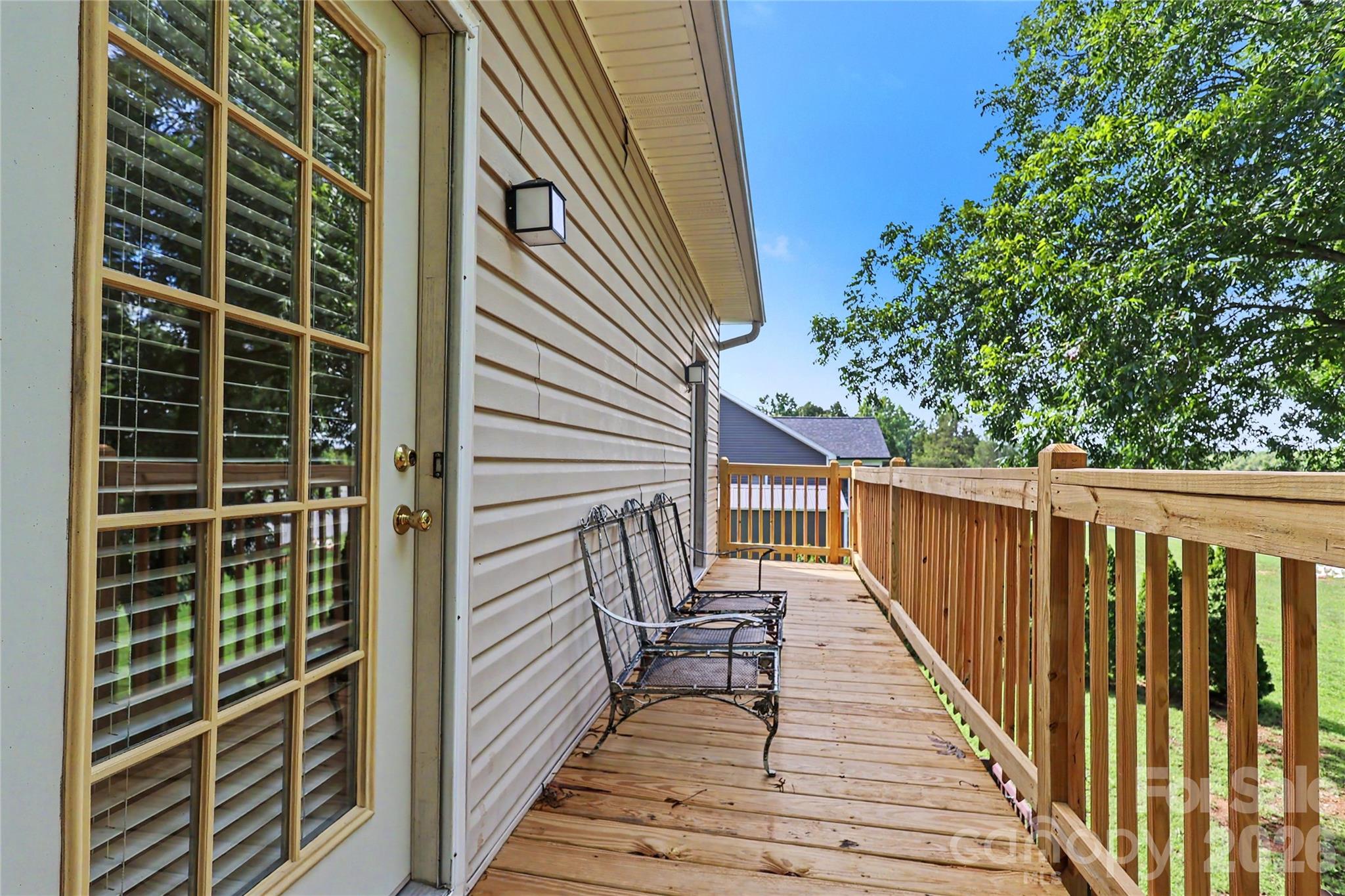 294 Riverview Boulevard — Lexington
