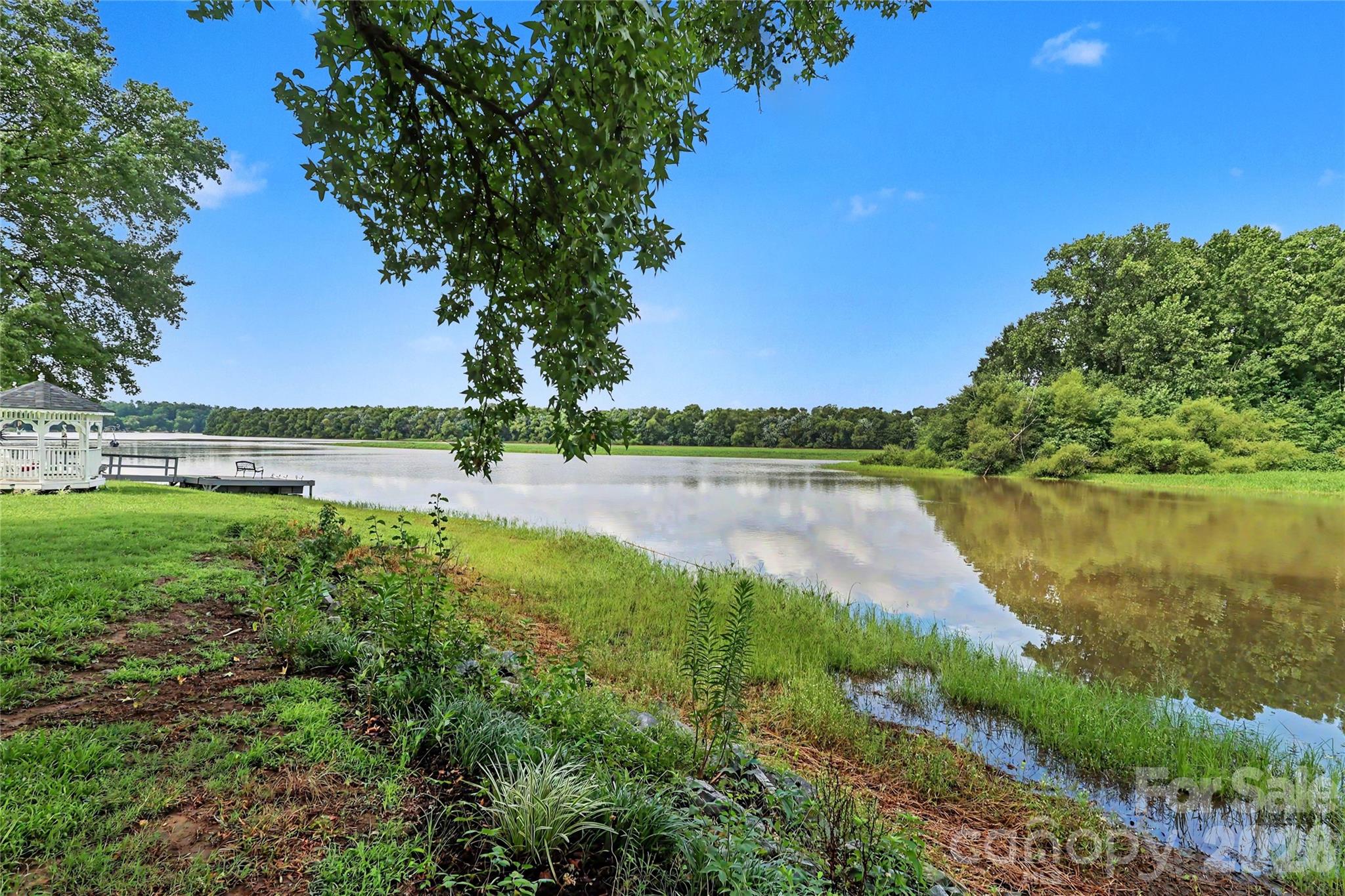 294 Riverview Boulevard — Lexington