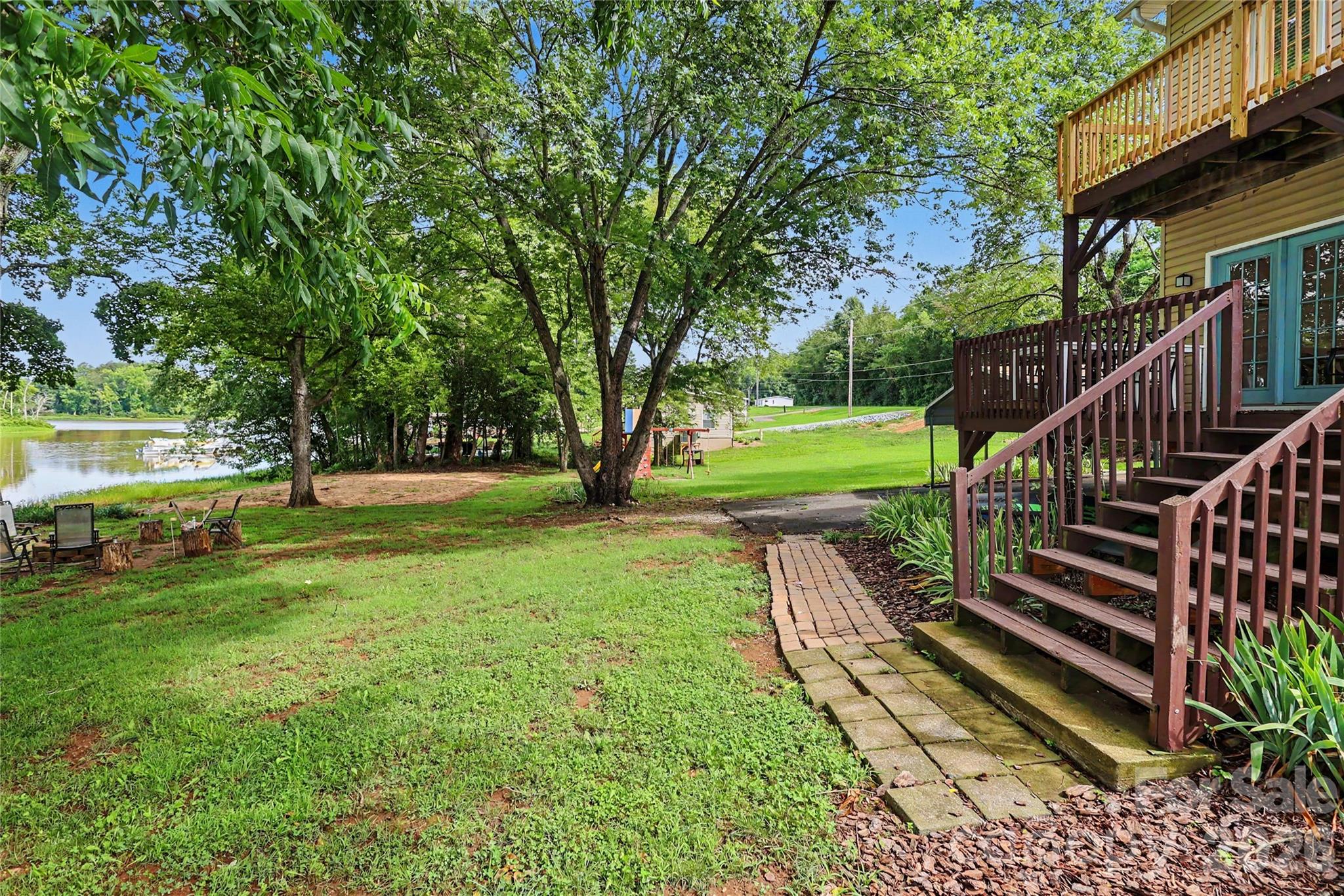 294 Riverview Boulevard — Lexington