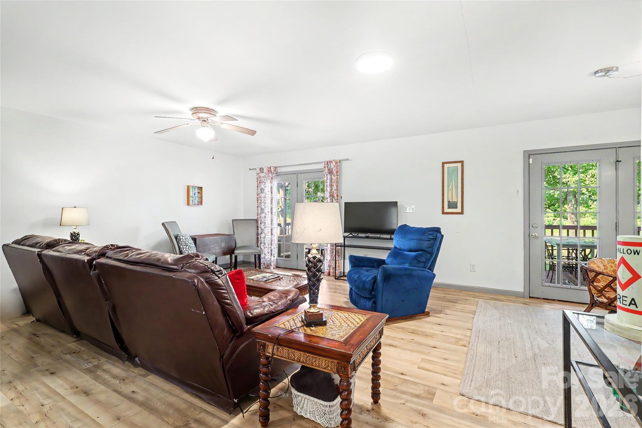294 Riverview Boulevard — Lexington
