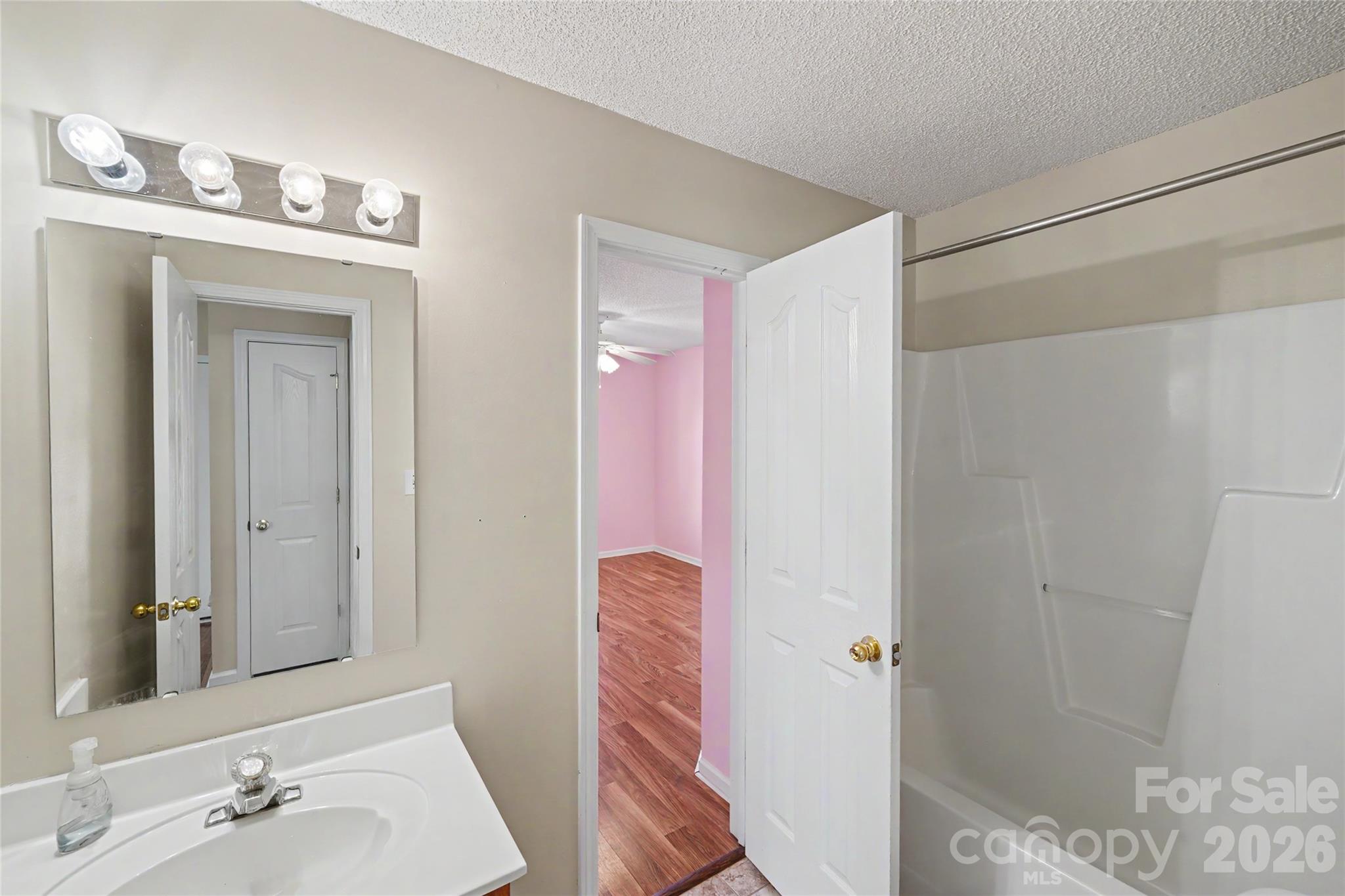 10439 Green Hedge Avenue — Charlotte