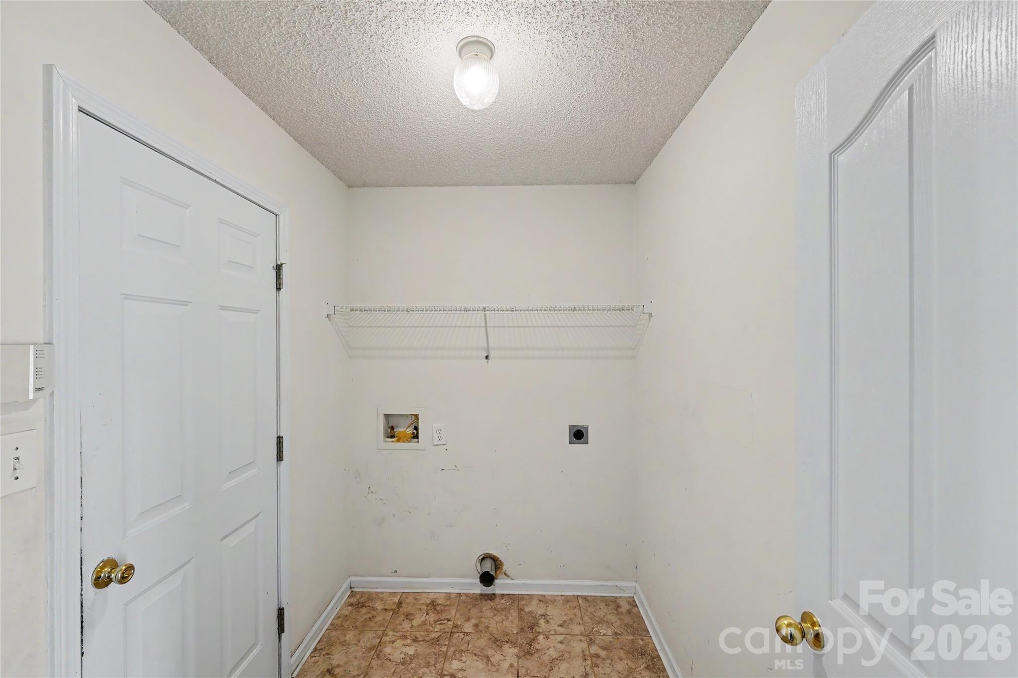 10439 Green Hedge Avenue — Charlotte
