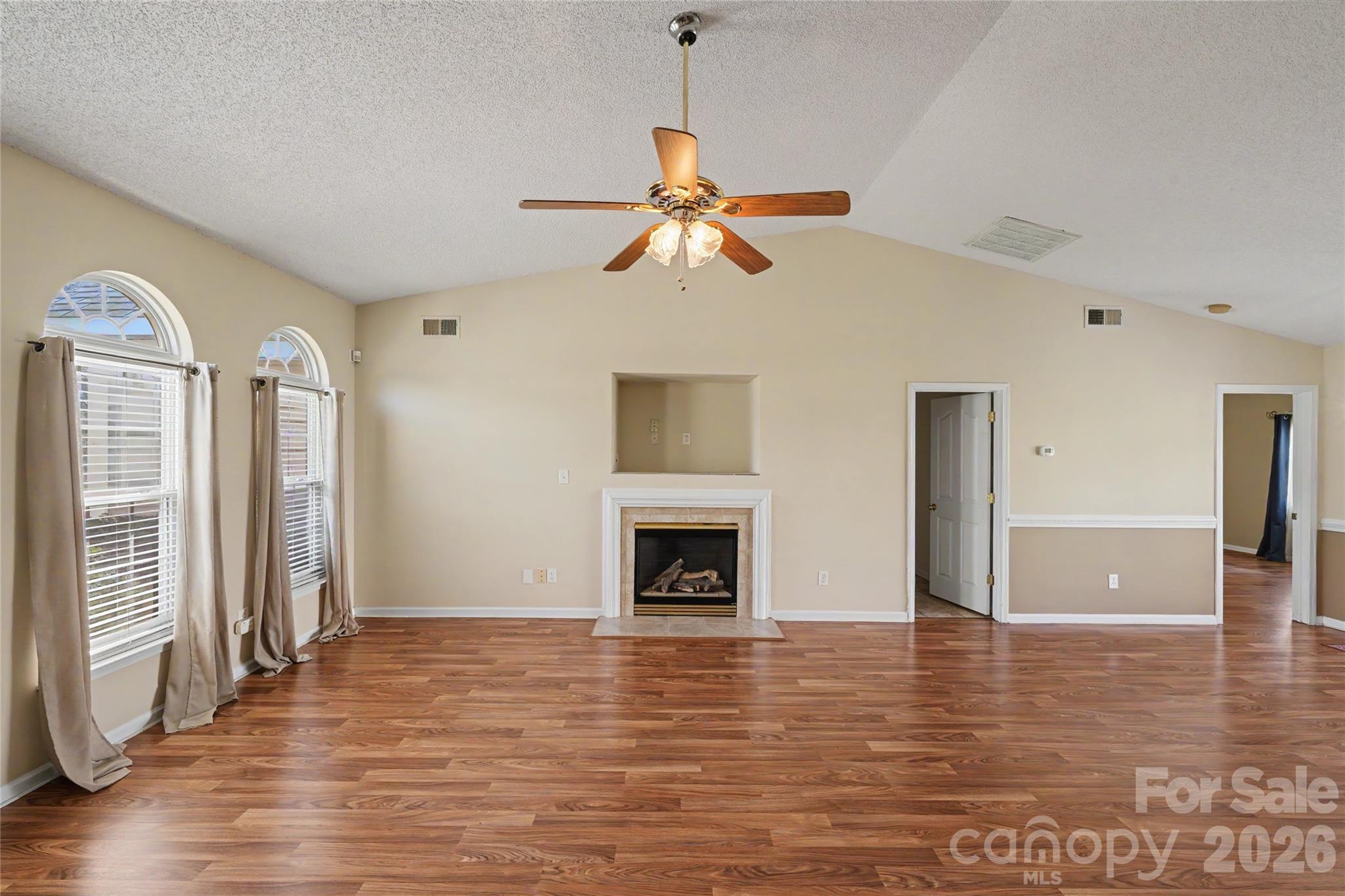 10439 Green Hedge Avenue — Charlotte