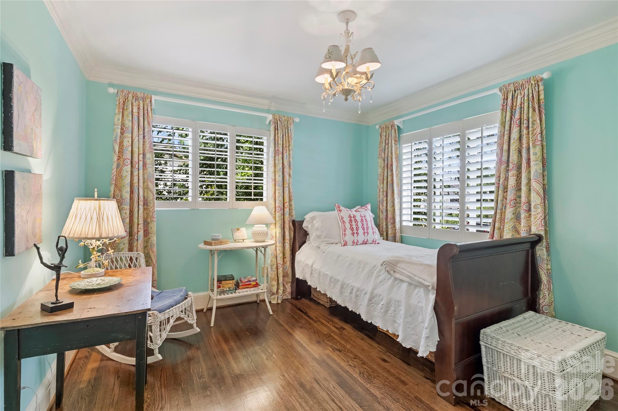246 S Canterbury Road — Charlotte