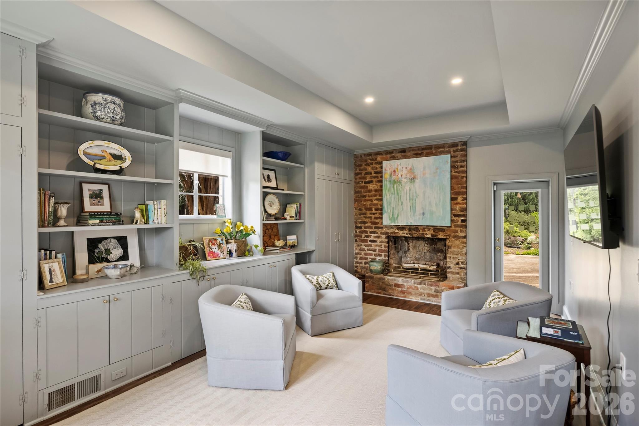 246 S Canterbury Road — Charlotte