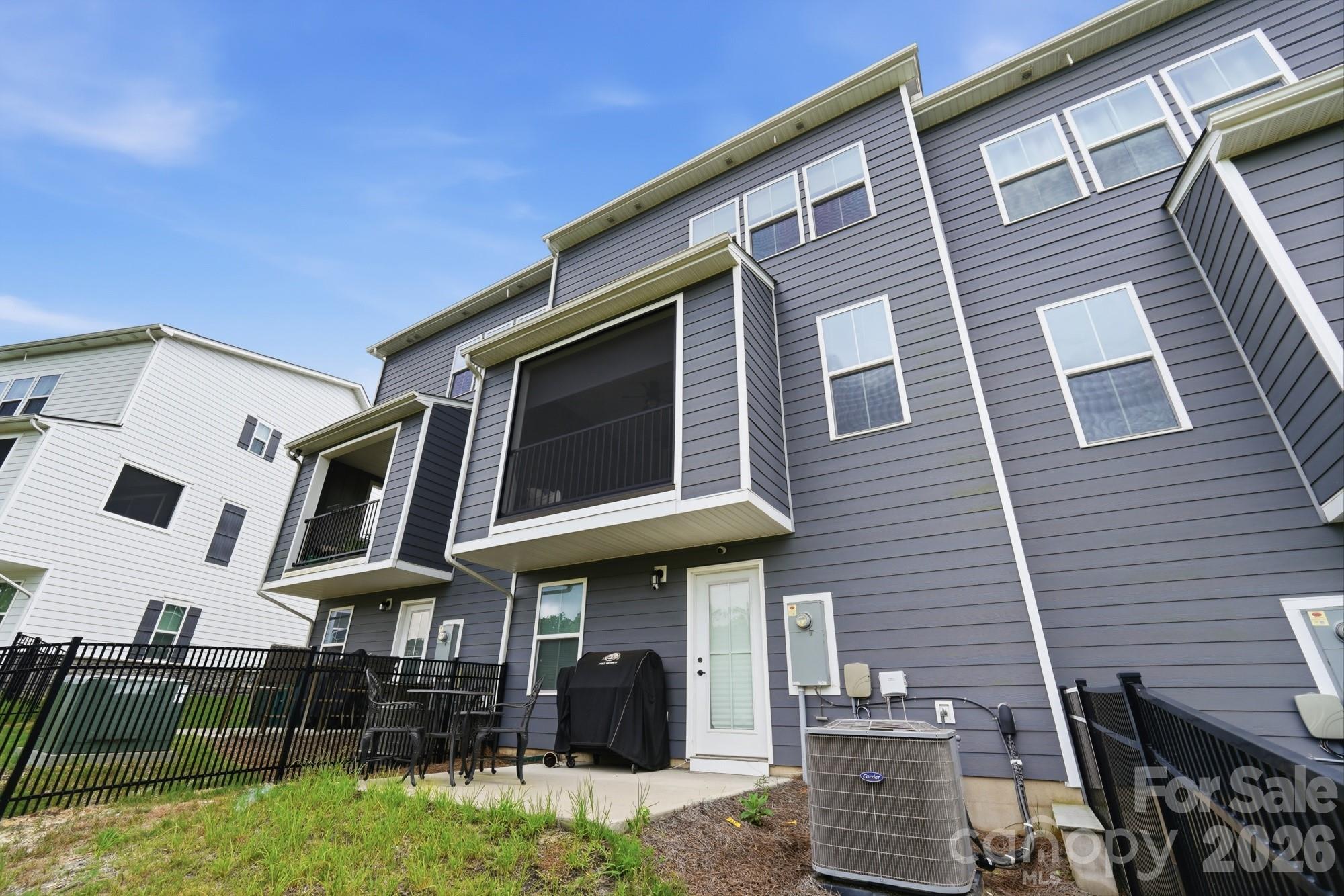 435 Lahinch Drive — Fort Mill