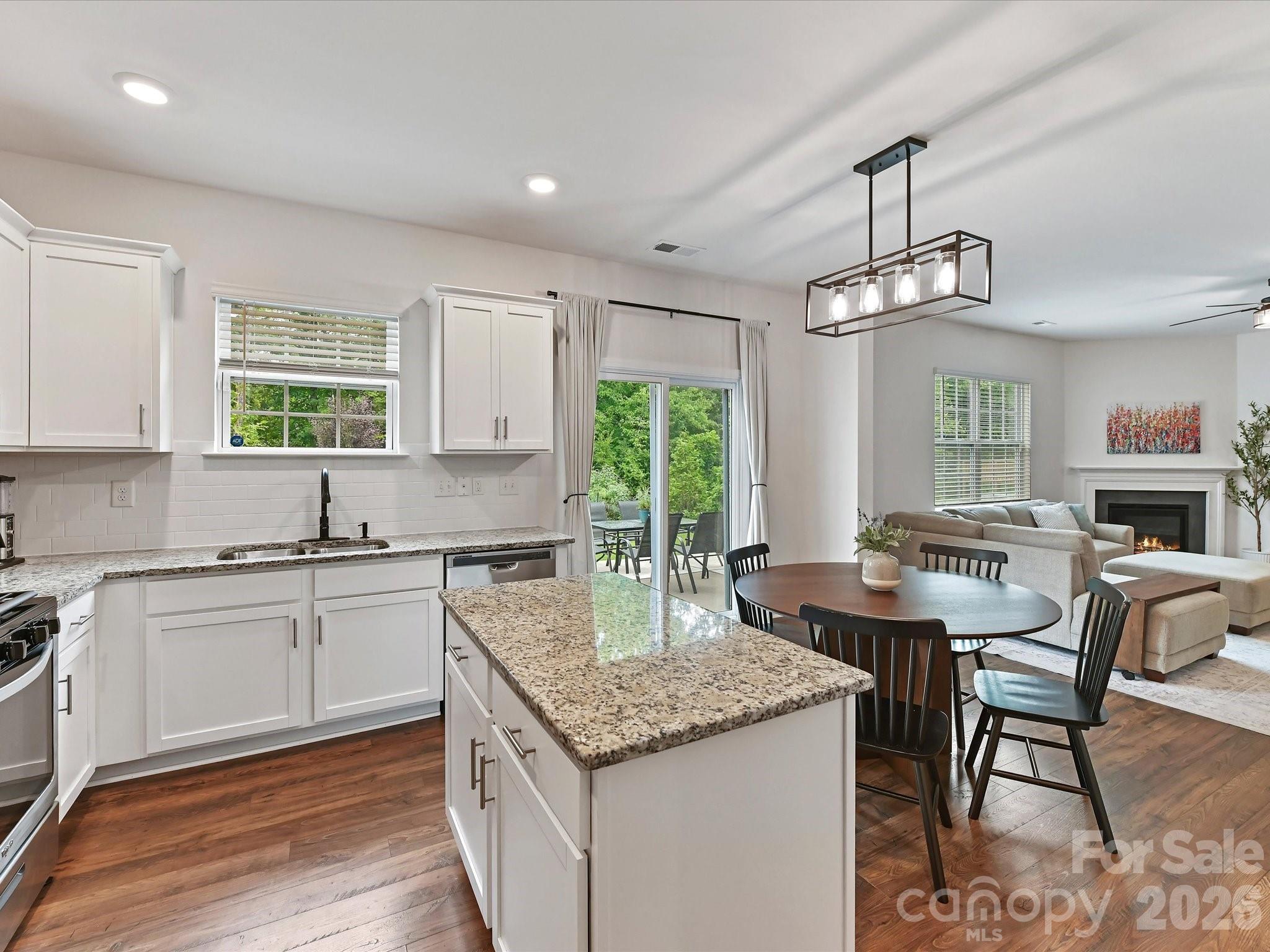 724 Larmore Avenue — Charlotte