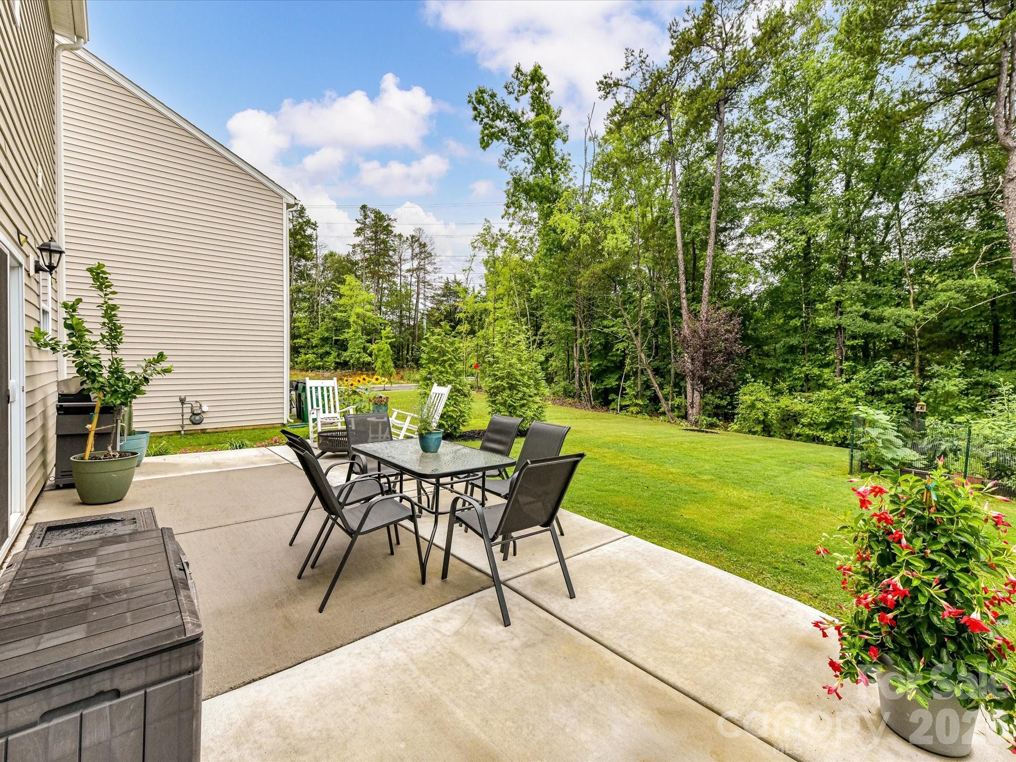 724 Larmore Avenue — Charlotte