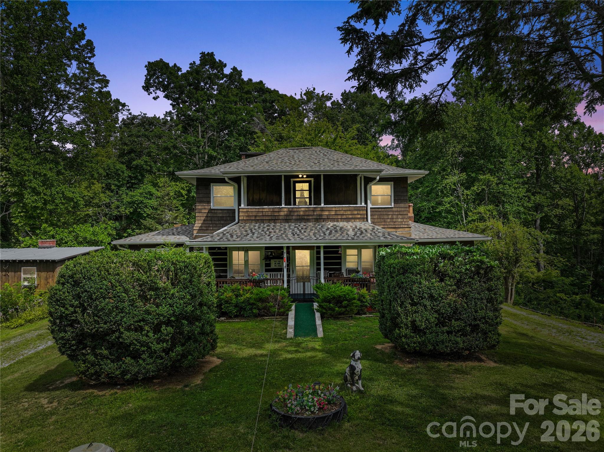 3151 N Bearwallow Road — Hendersonville