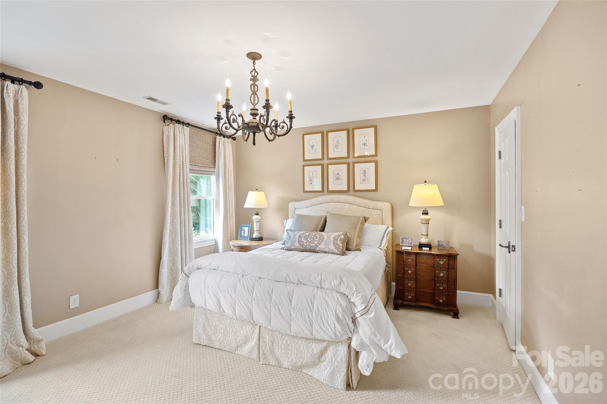 5411 Mirabell Road — Charlotte
