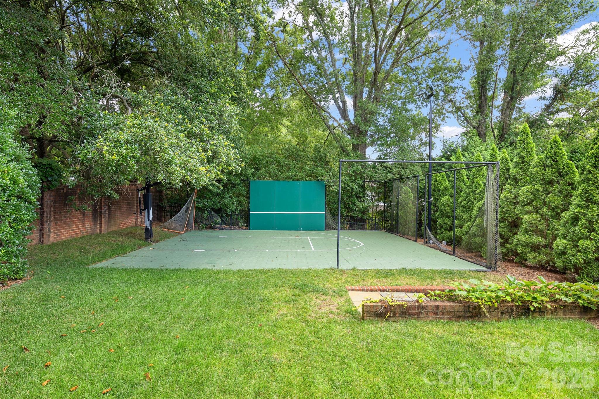 5411 Mirabell Road — Charlotte