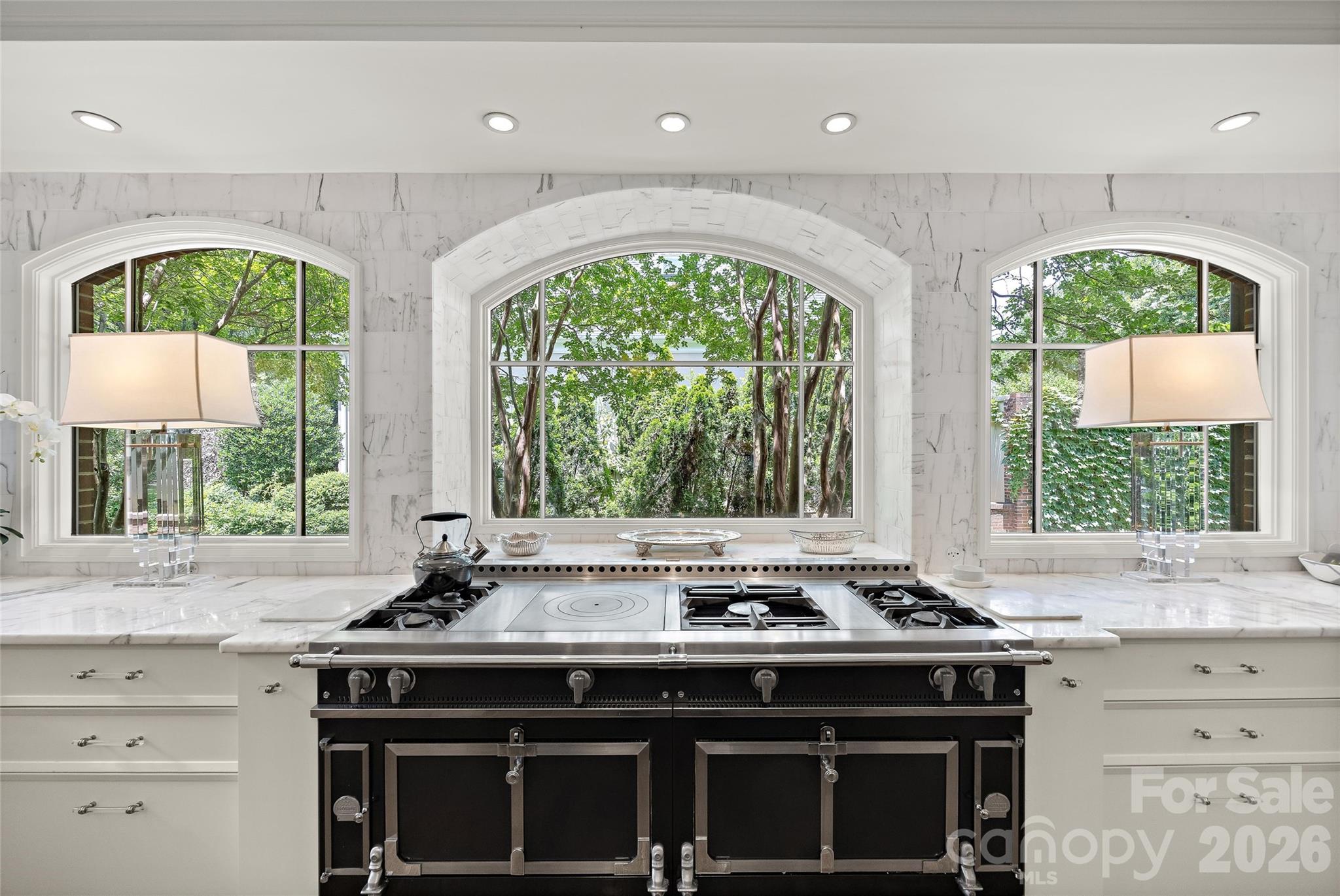 5411 Mirabell Road — Charlotte