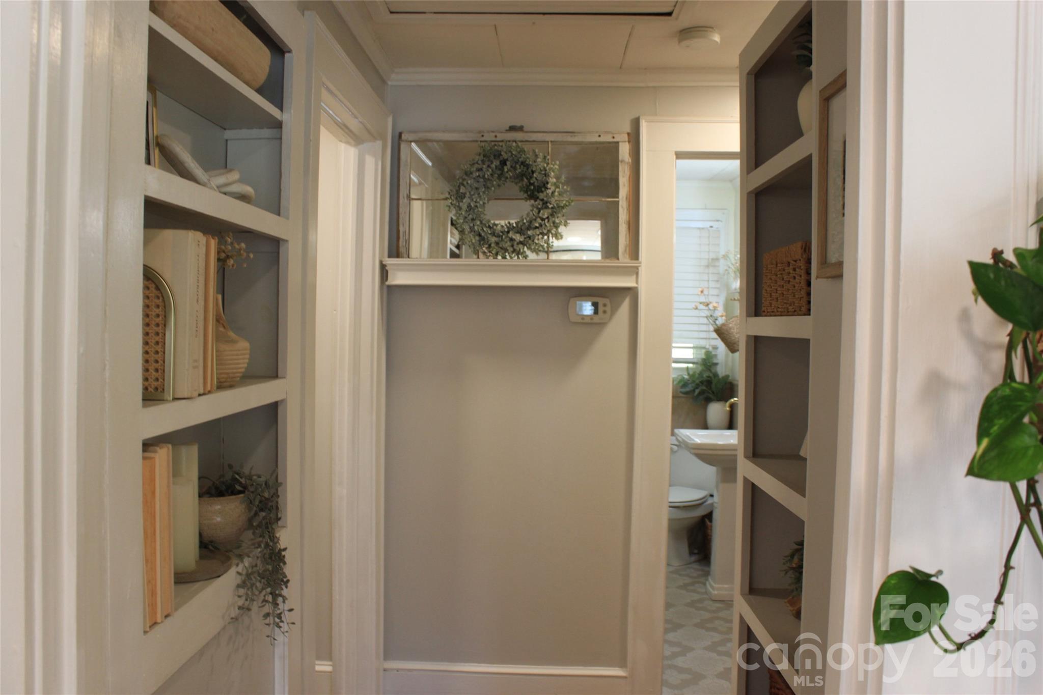 206 Bentwood Drive — Forest City