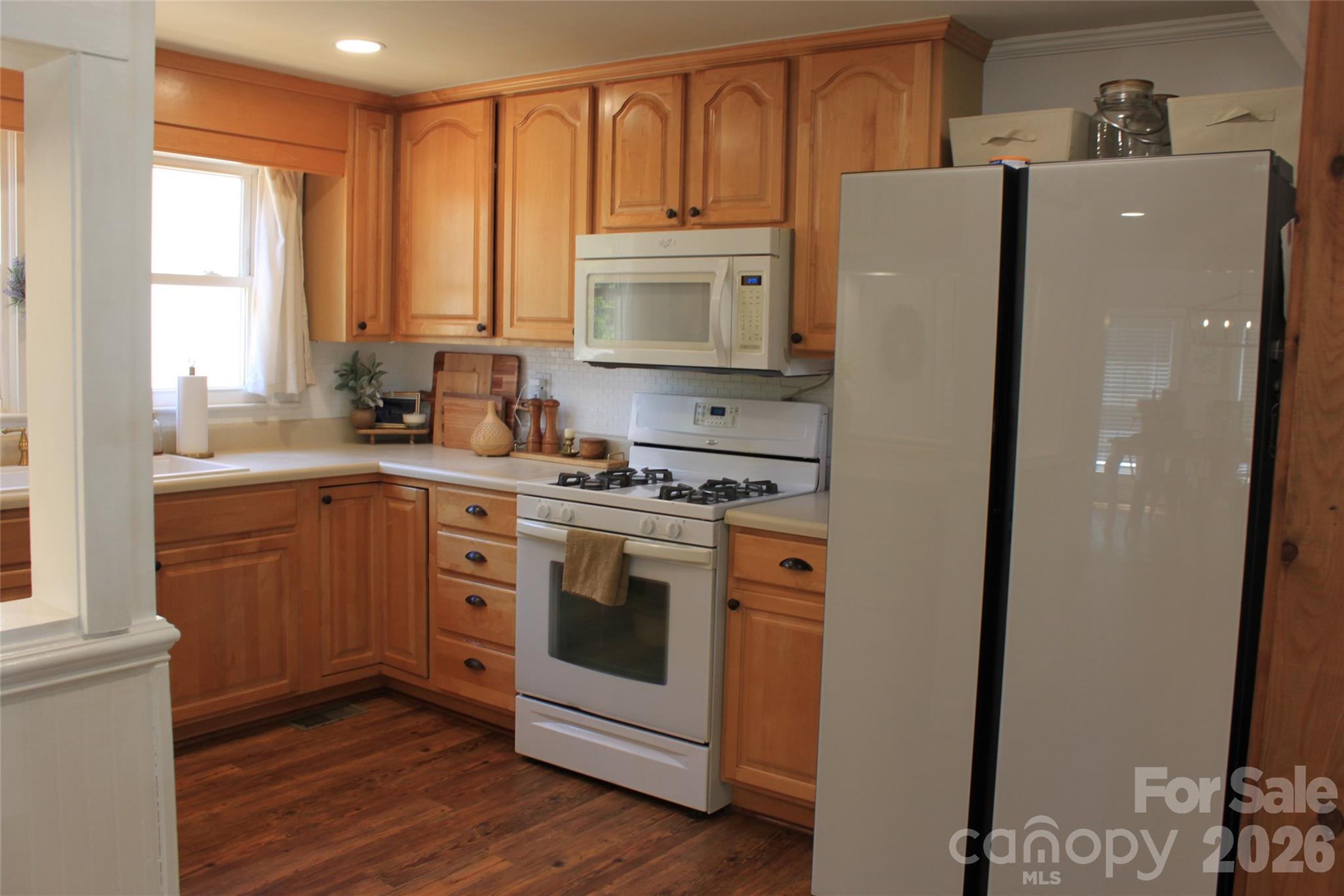 206 Bentwood Drive — Forest City