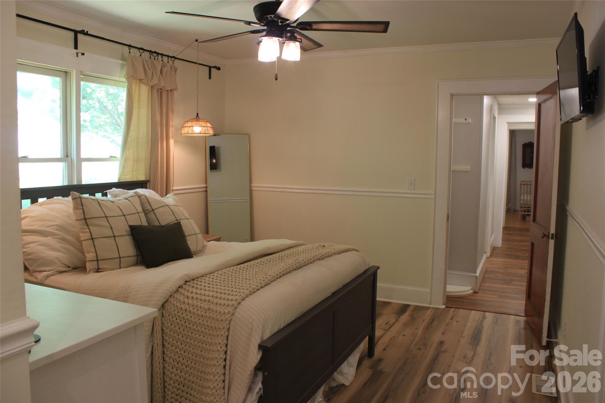 206 Bentwood Drive — Forest City
