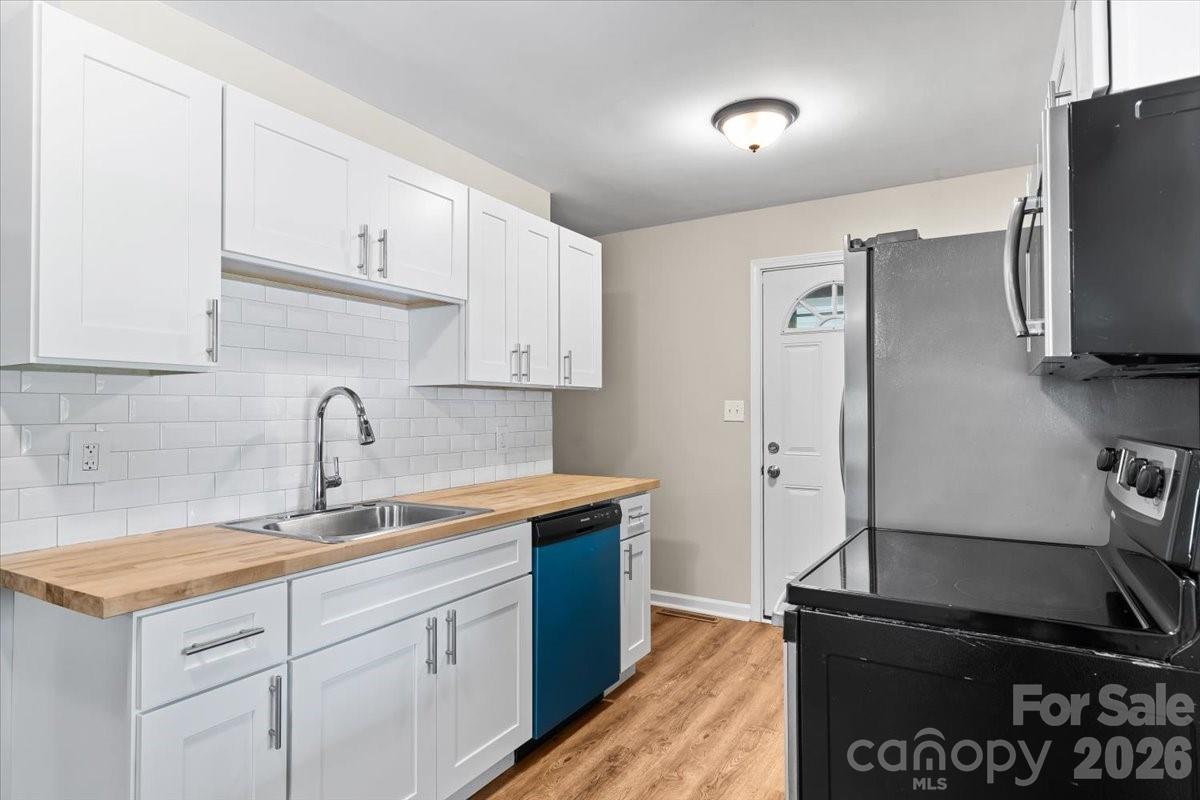 208 Tomberlin Road — Mount Holly