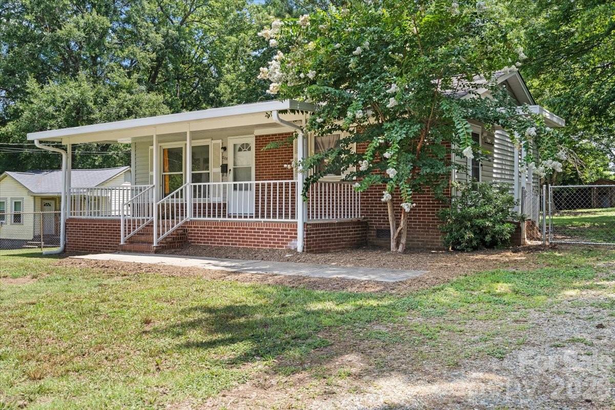 208 Tomberlin Road — Mount Holly