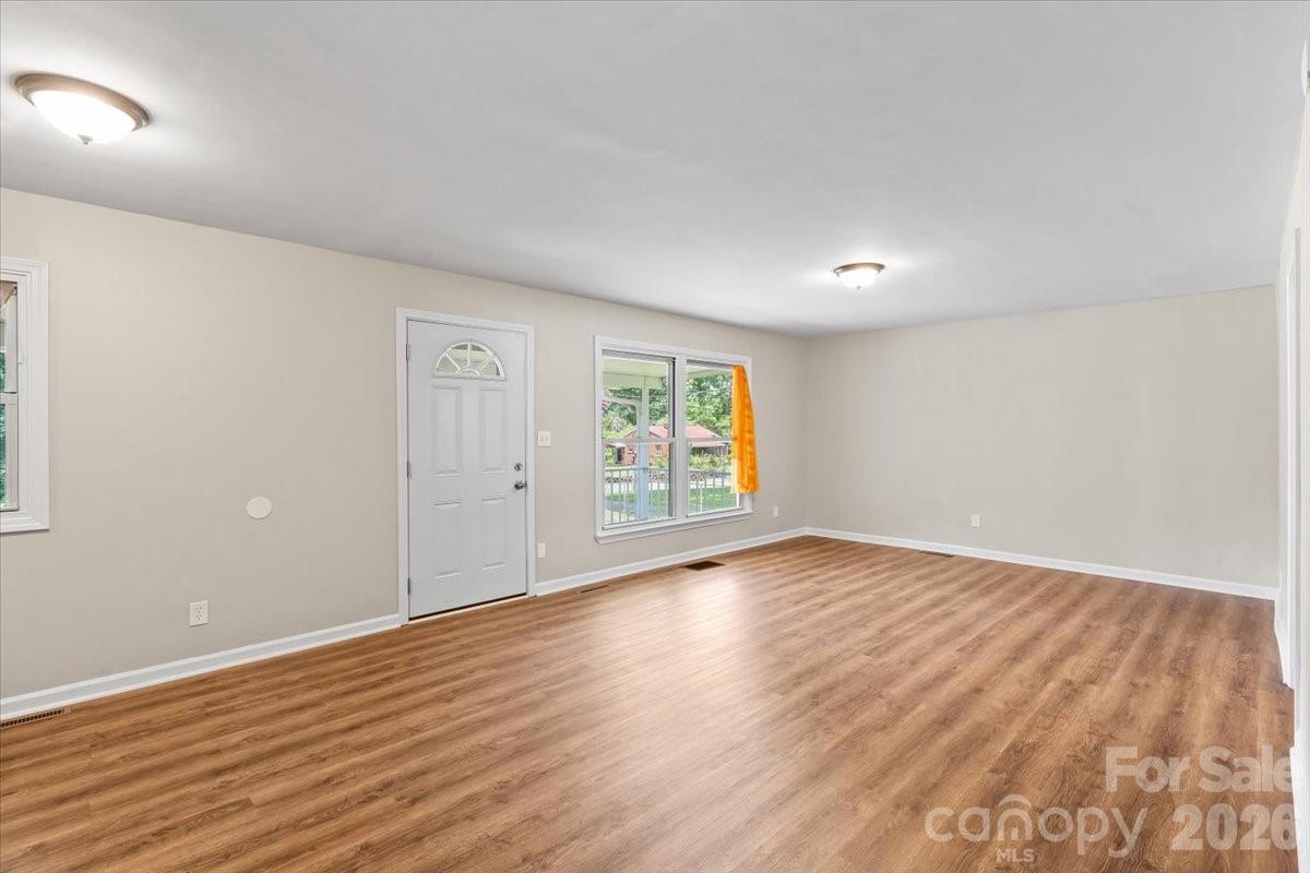 208 Tomberlin Road — Mount Holly