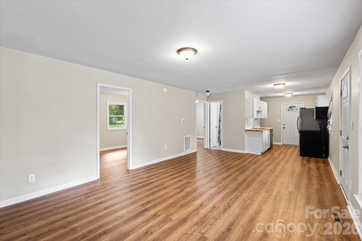 208 Tomberlin Road — Mount Holly