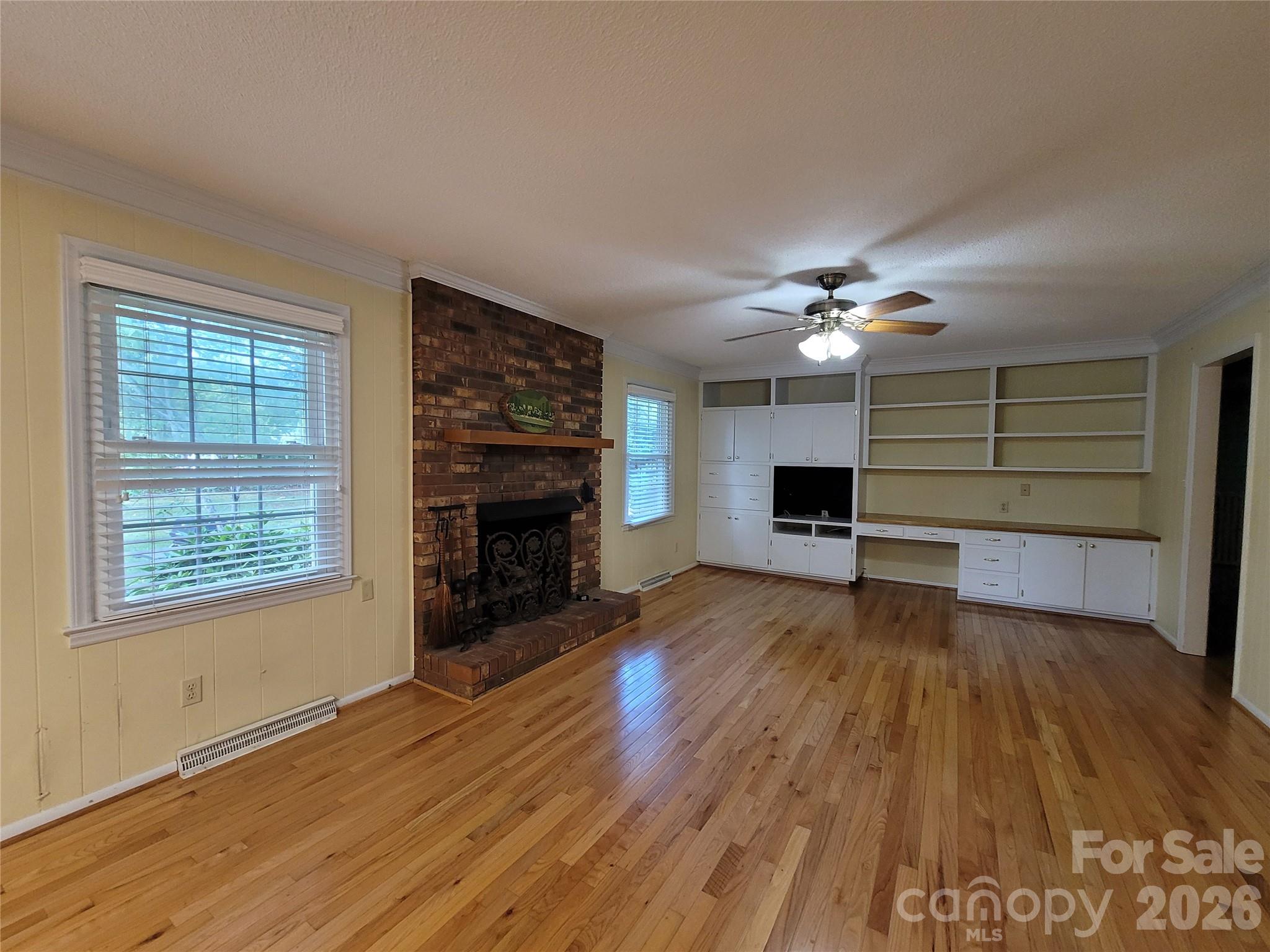 2318 Shaw Avenue — Gastonia