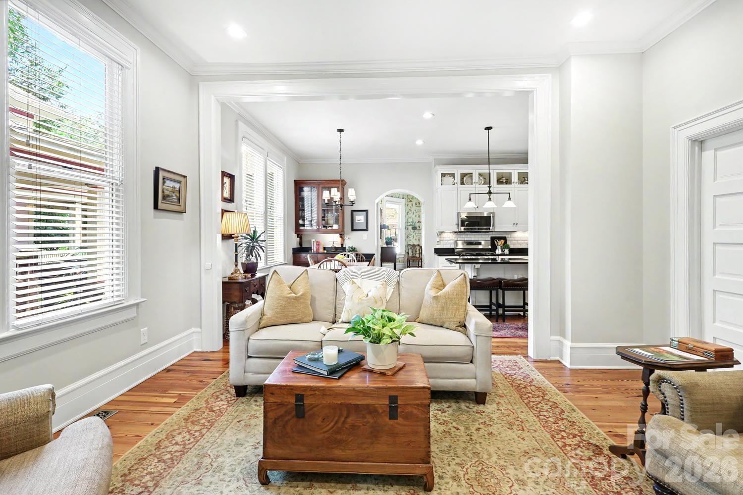 314 E Kingston Avenue E — Charlotte
