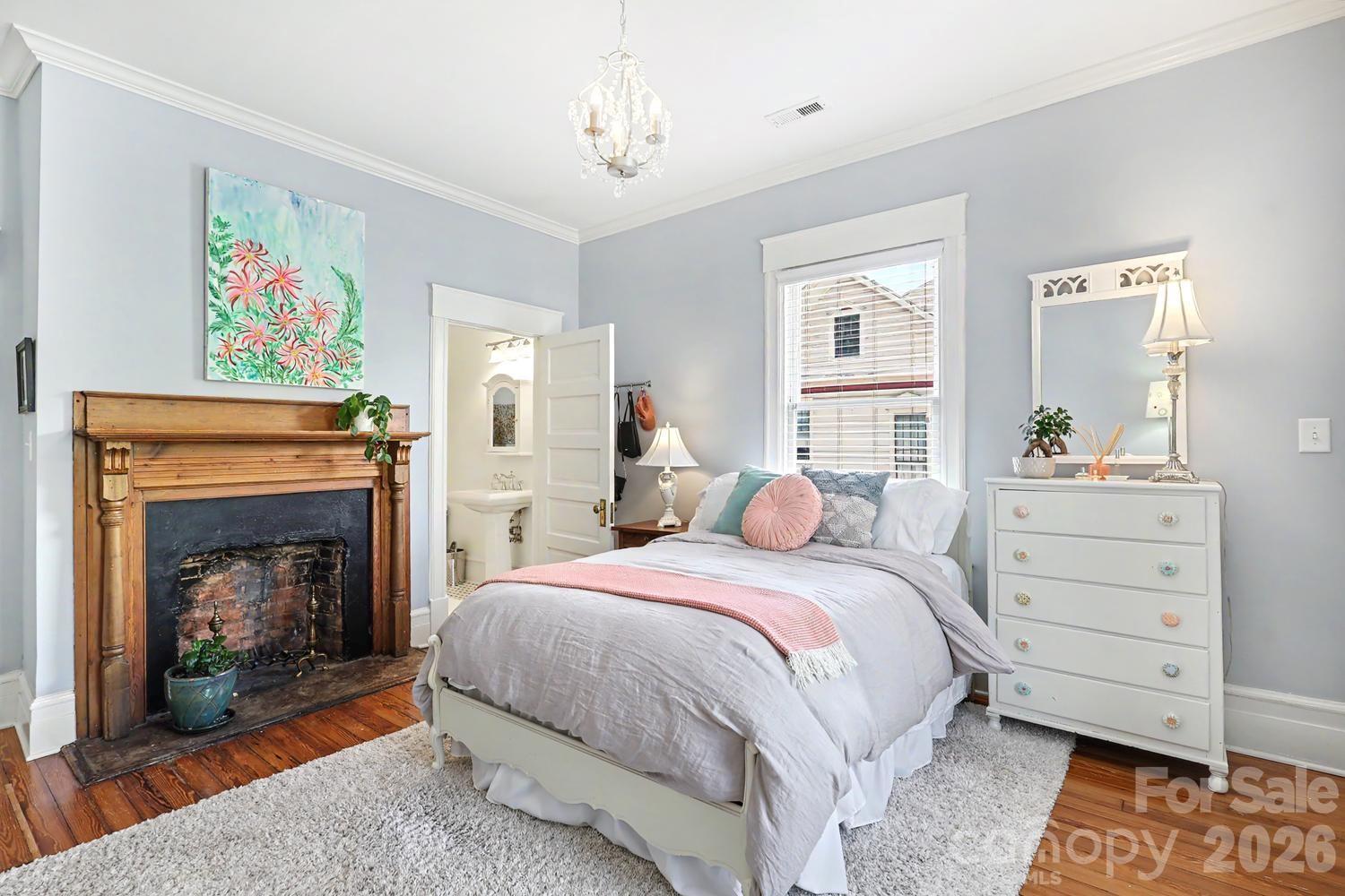 314 E Kingston Avenue E — Charlotte