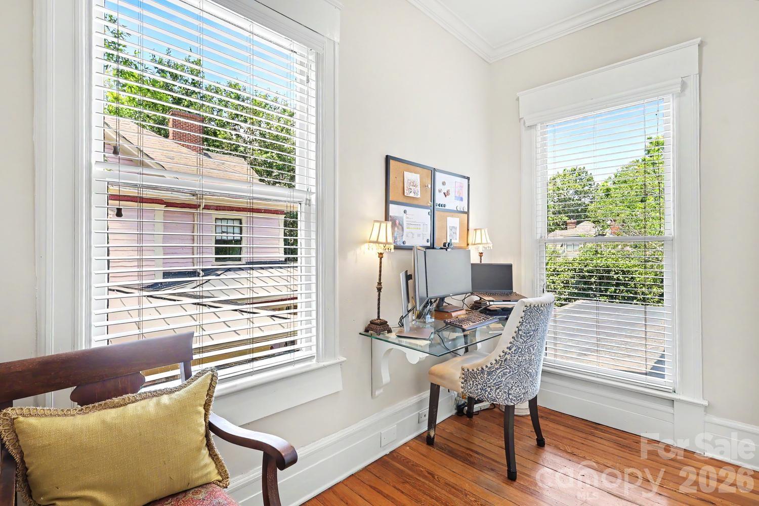314 E Kingston Avenue E — Charlotte